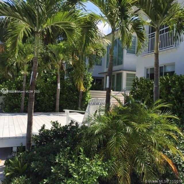 Small Image of 3921 NORTH MERIDIAN AVE #4, Miami Beach Number 5