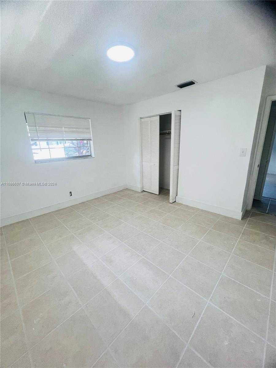 Small Image of 2350 SOUTH WEST 18TH TER, Fort Lauderdale Number 18