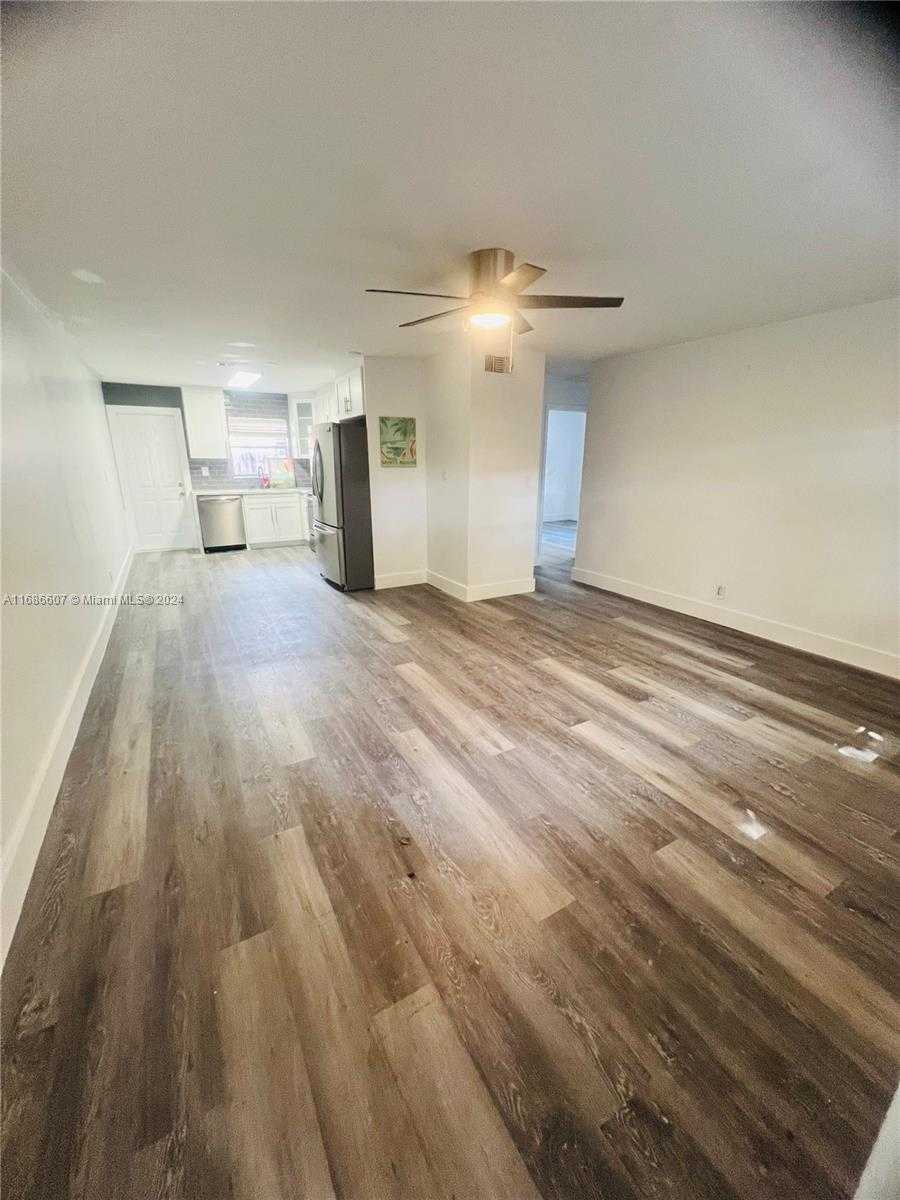 Small Image of 2350 SOUTH WEST 18TH TER, Fort Lauderdale Number 29
