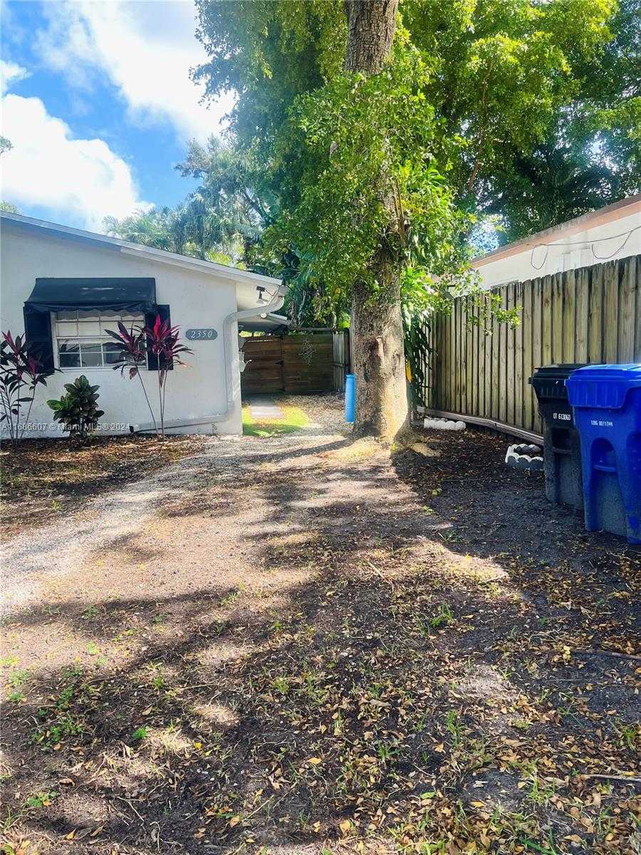 Small Image of 2350 SOUTH WEST 18TH TER, Fort Lauderdale Number 3