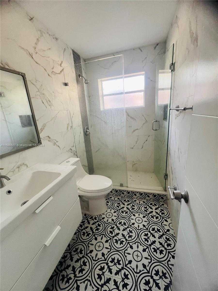 Small Image of 2350 SOUTH WEST 18TH TER, Fort Lauderdale Number 31