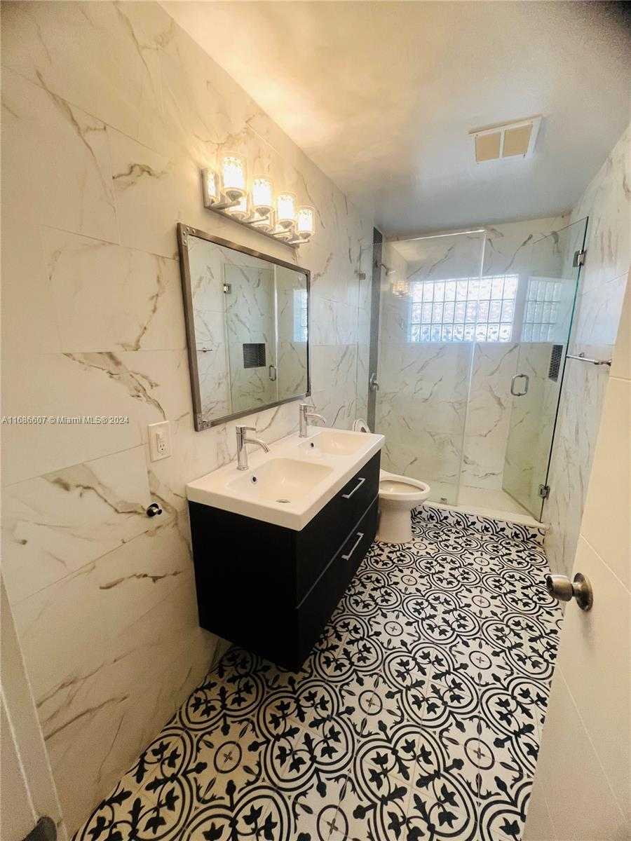 Small Image of 2350 SOUTH WEST 18TH TER, Fort Lauderdale Number 42