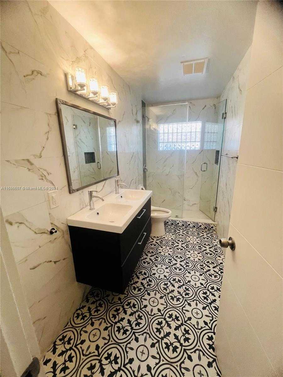 Small Image of 2350 SOUTH WEST 18TH TER, Fort Lauderdale Number 43
