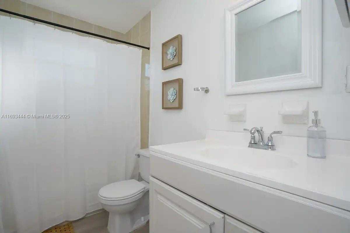 Small Image of 20075 SOUTH WEST 87TH PL #2, Cutler Bay Number 12