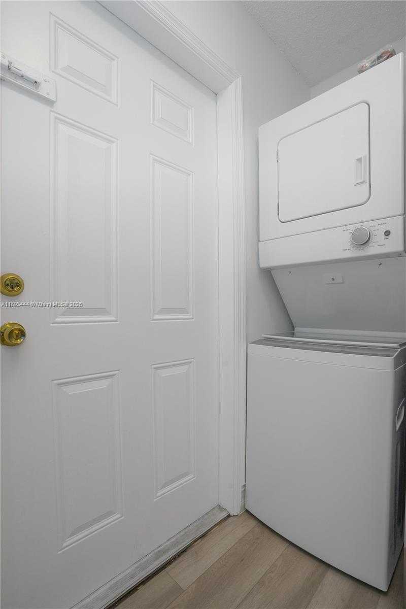Small Image of 20075 SOUTH WEST 87TH PL #2, Cutler Bay Number 21