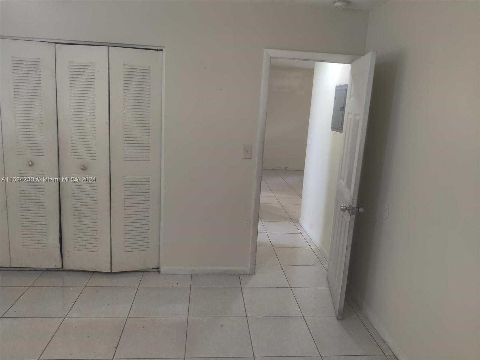 Small Image of 844 SOUTH WEST 10TH ST #3, Hallandale Beach Number 12