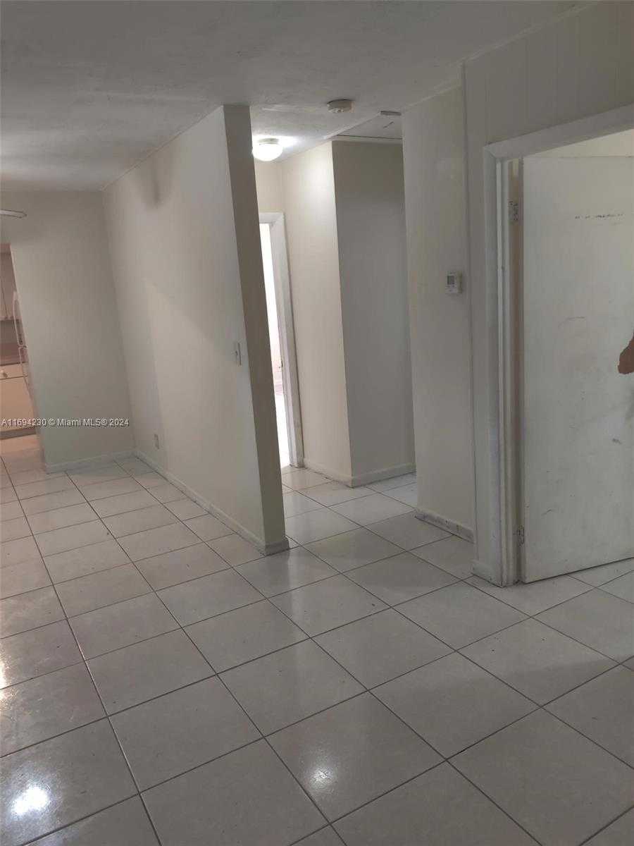 Small Image of 844 SOUTH WEST 10TH ST #3, Hallandale Beach Number 7