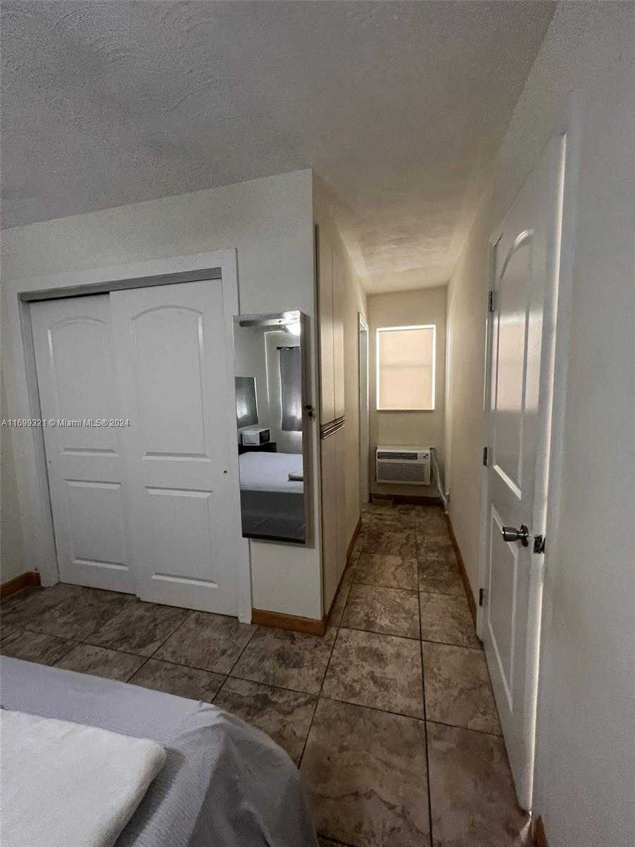 Small Image of 1026 NORTH EAST 9TH AVE, Fort Lauderdale Number 13