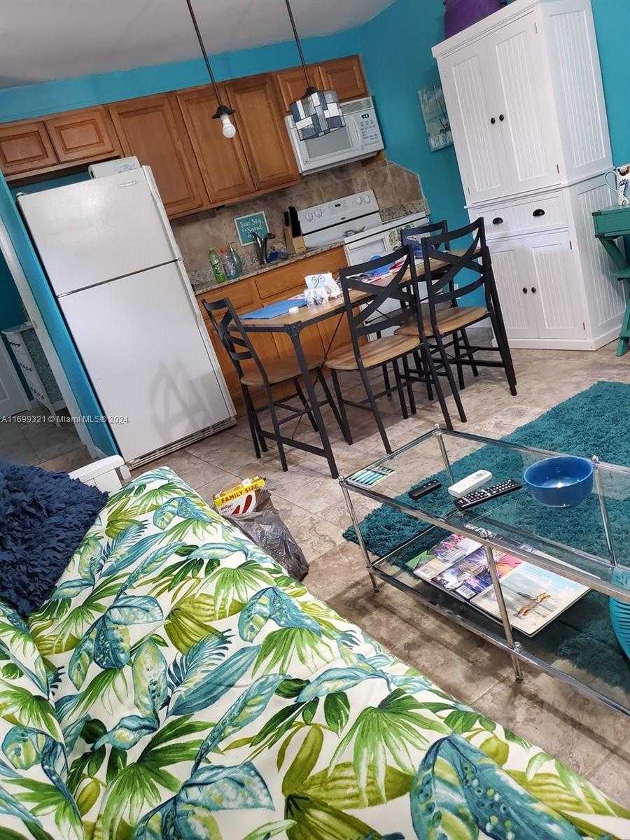 Small Image of 1026 NORTH EAST 9TH AVE, Fort Lauderdale Number 17