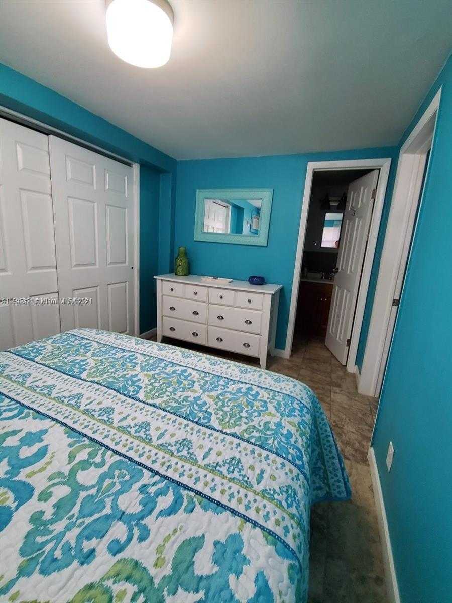 Small Image of 1026 NORTH EAST 9TH AVE, Fort Lauderdale Number 21