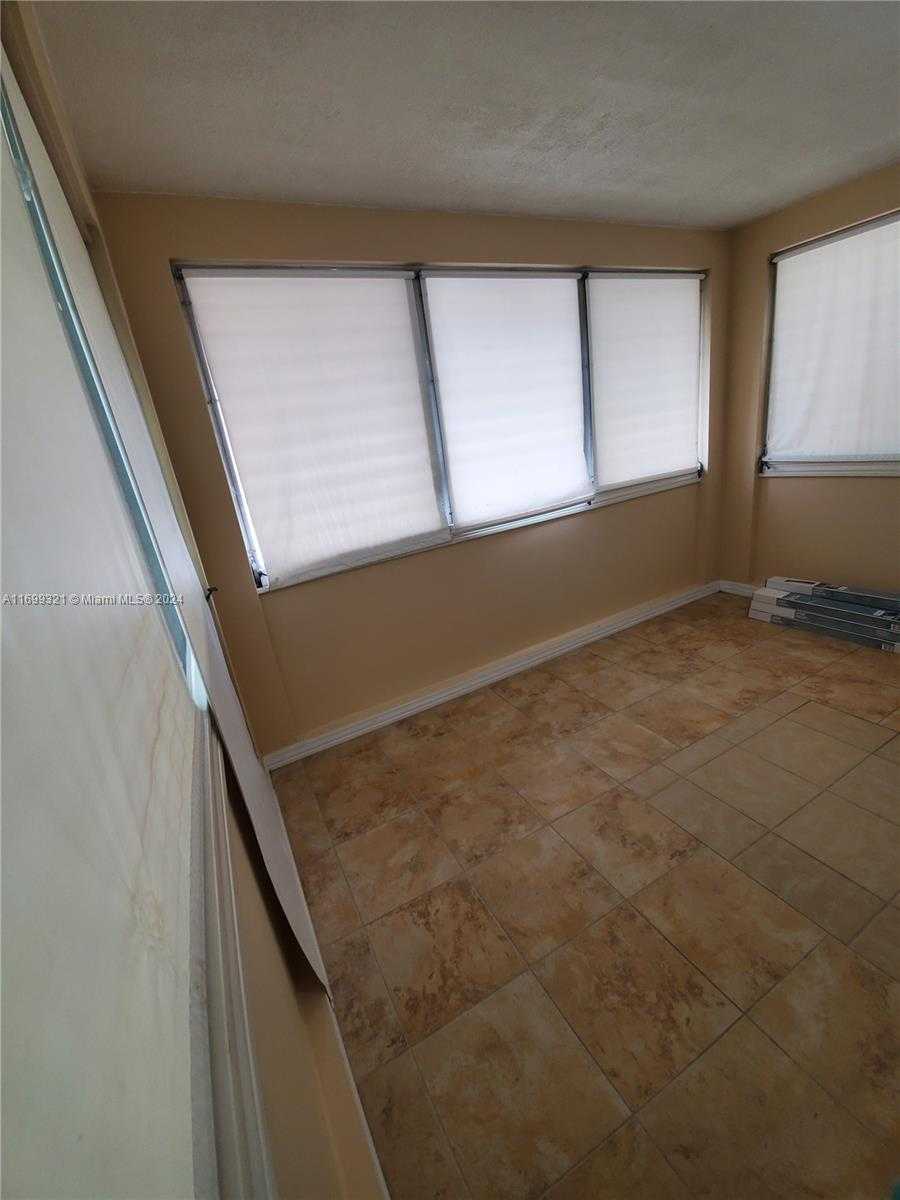 Small Image of 1026 NORTH EAST 9TH AVE, Fort Lauderdale Number 6