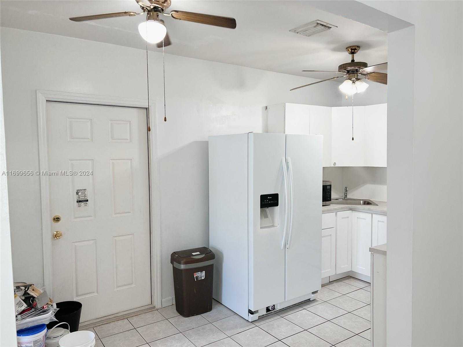 Small Image of 1428 SOUTH WEST 20TH ST, Miami Number 13