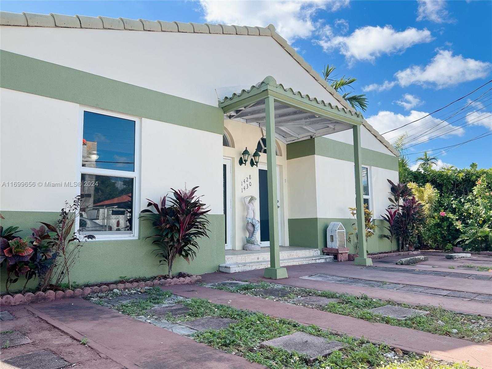 Small Image of 1428 SOUTH WEST 20TH ST, Miami Number 2