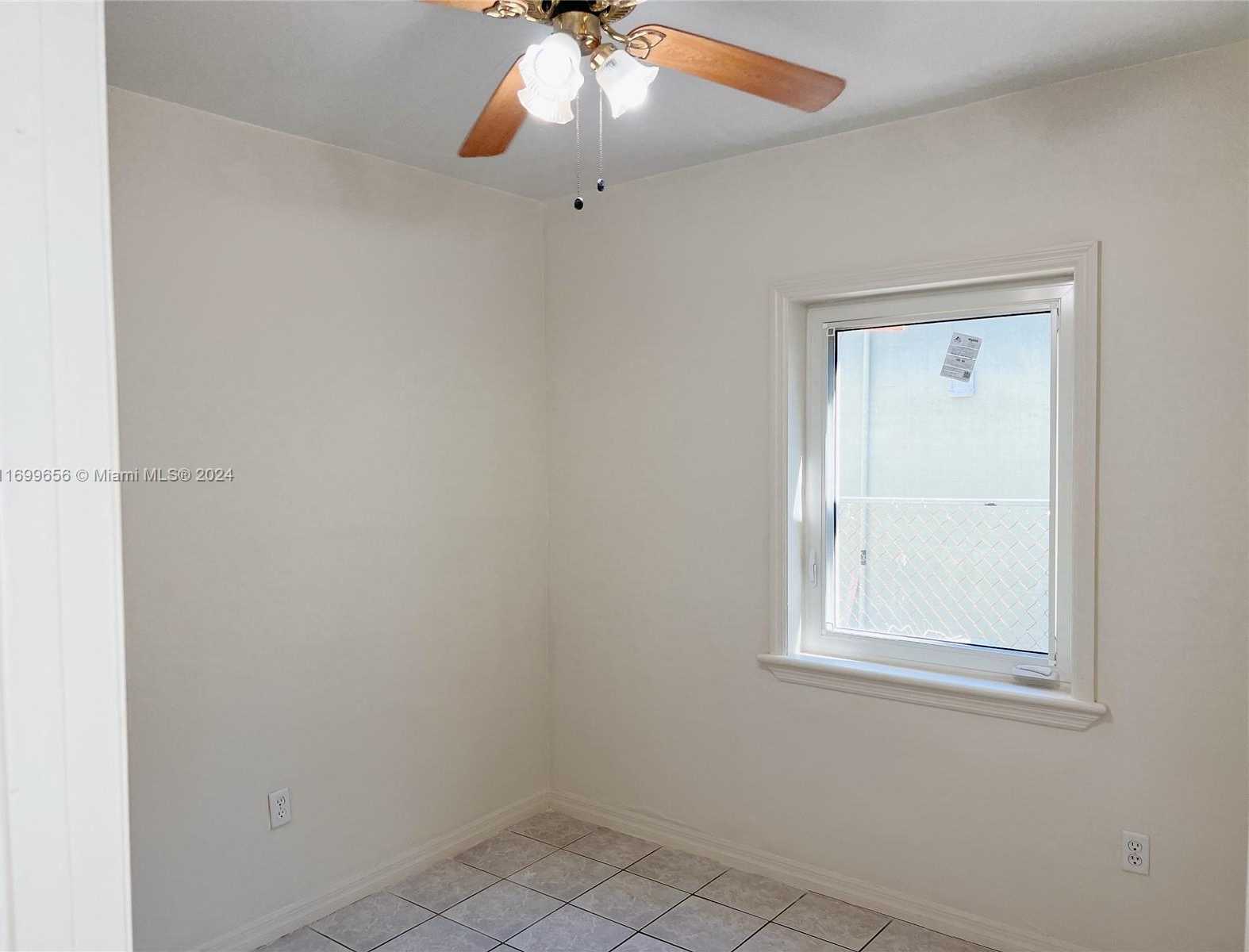 Small Image of 1428 SOUTH WEST 20TH ST, Miami Number 25