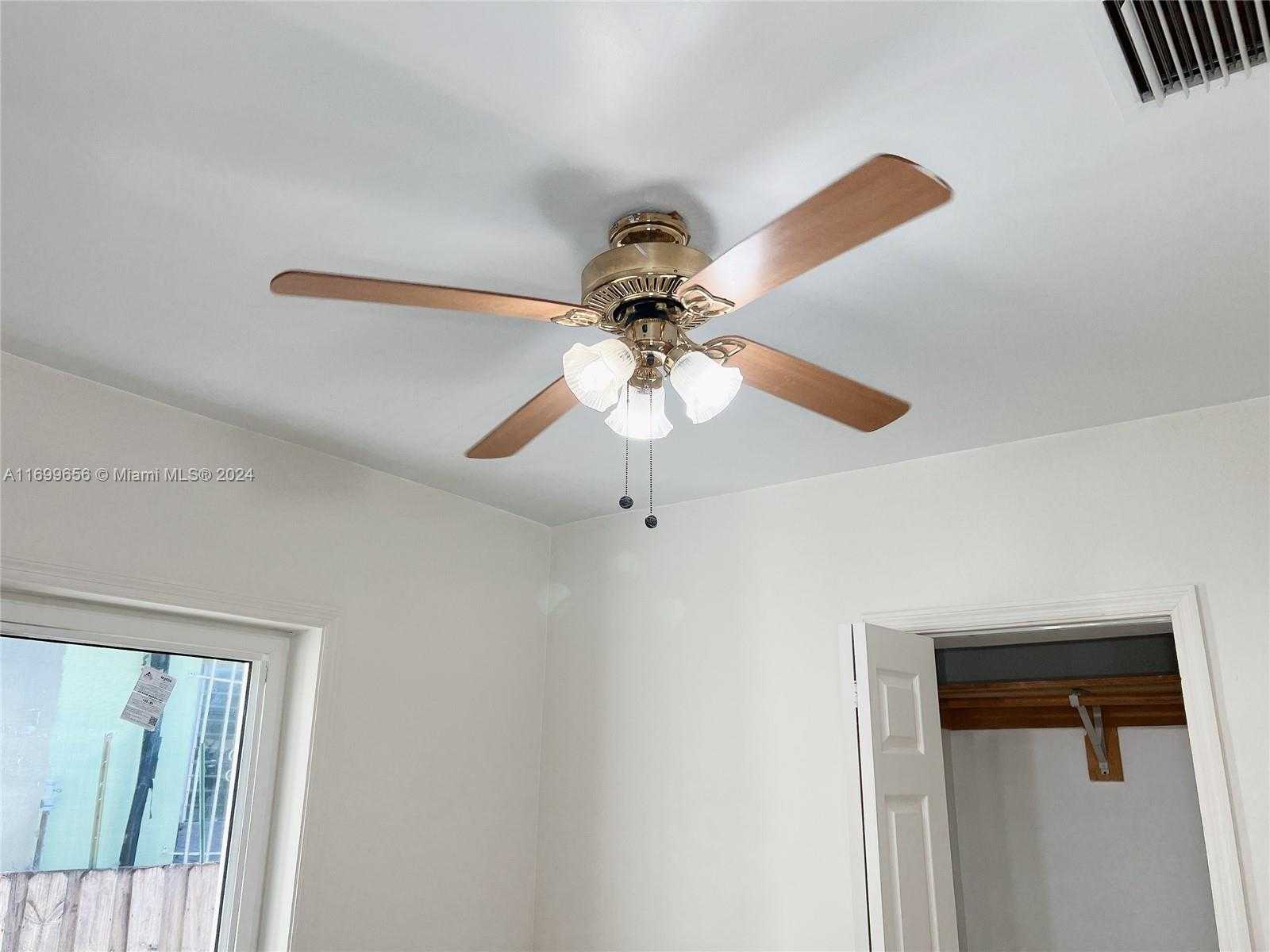 Small Image of 1428 SOUTH WEST 20TH ST, Miami Number 28