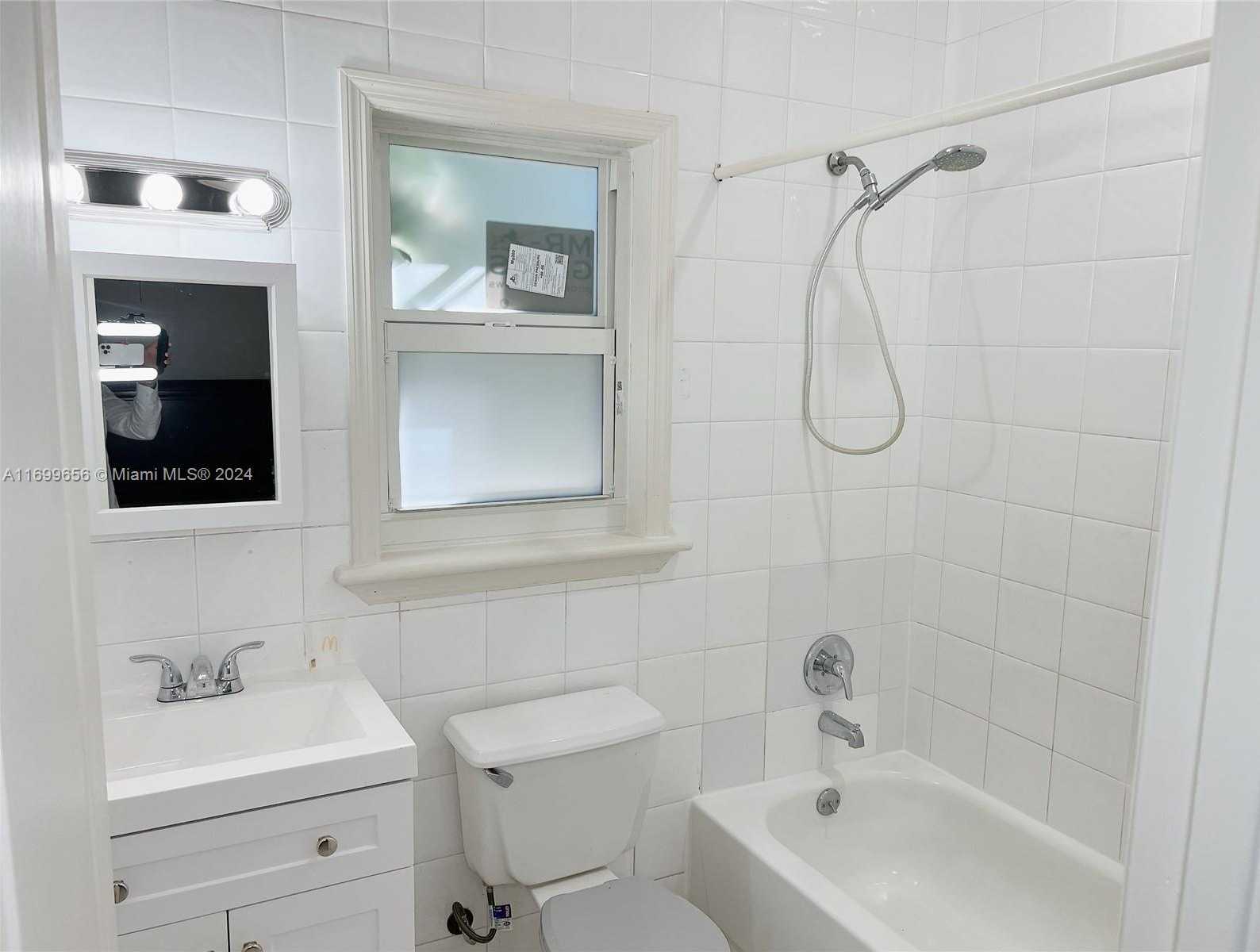 Small Image of 1428 SOUTH WEST 20TH ST, Miami Number 42