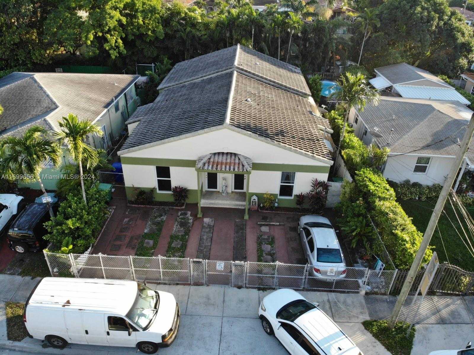 Small Image of 1428 SOUTH WEST 20TH ST, Miami Number 6
