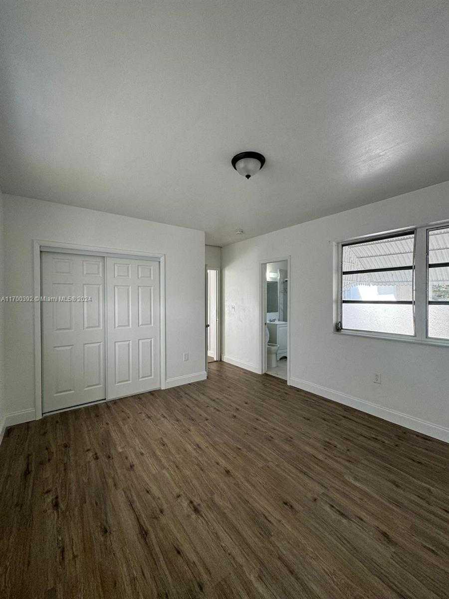 Small Image of 890 NORTH WEST 55TH ST, Miami Number 15