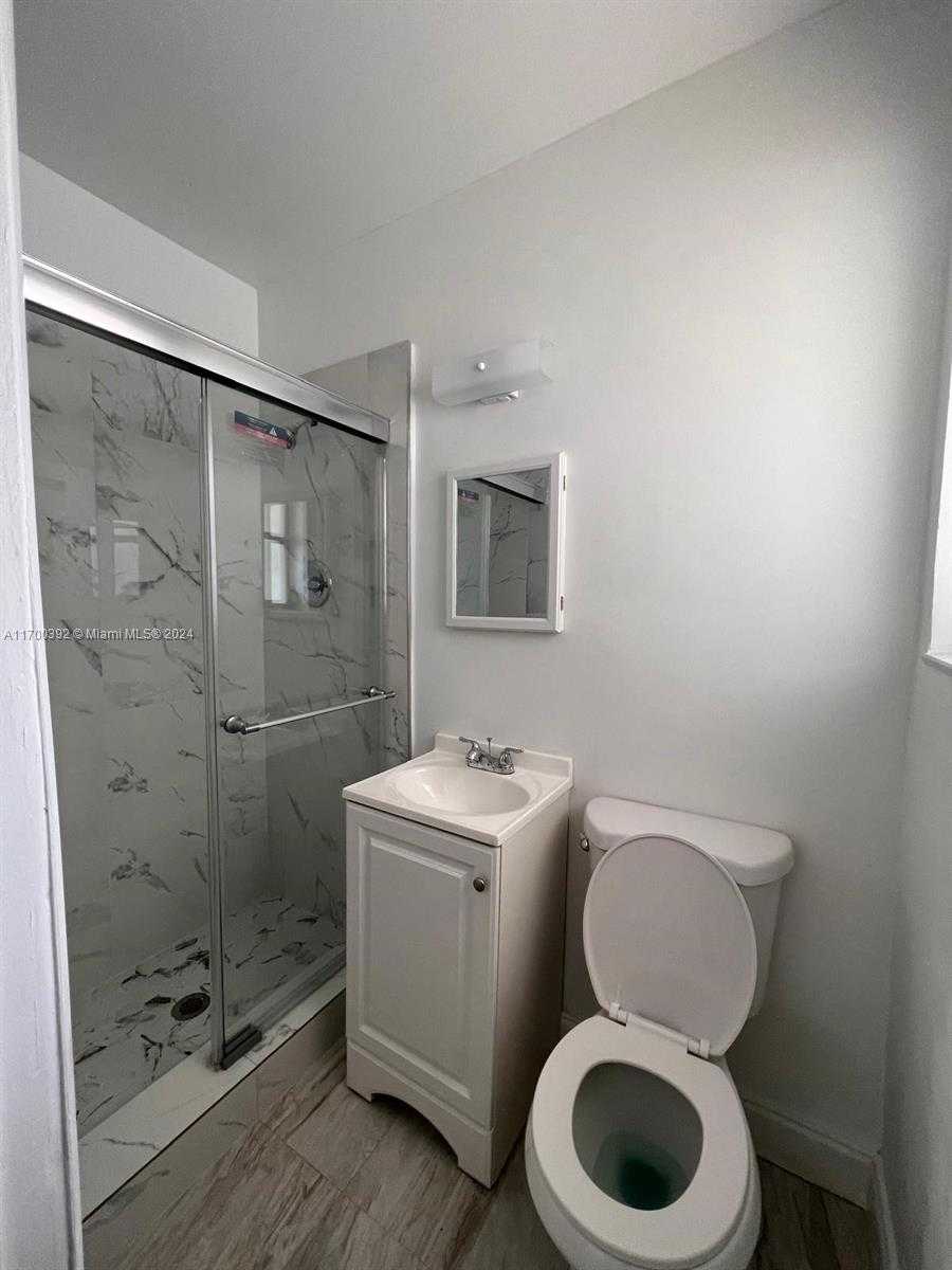 Small Image of 890 NORTH WEST 55TH ST, Miami Number 20