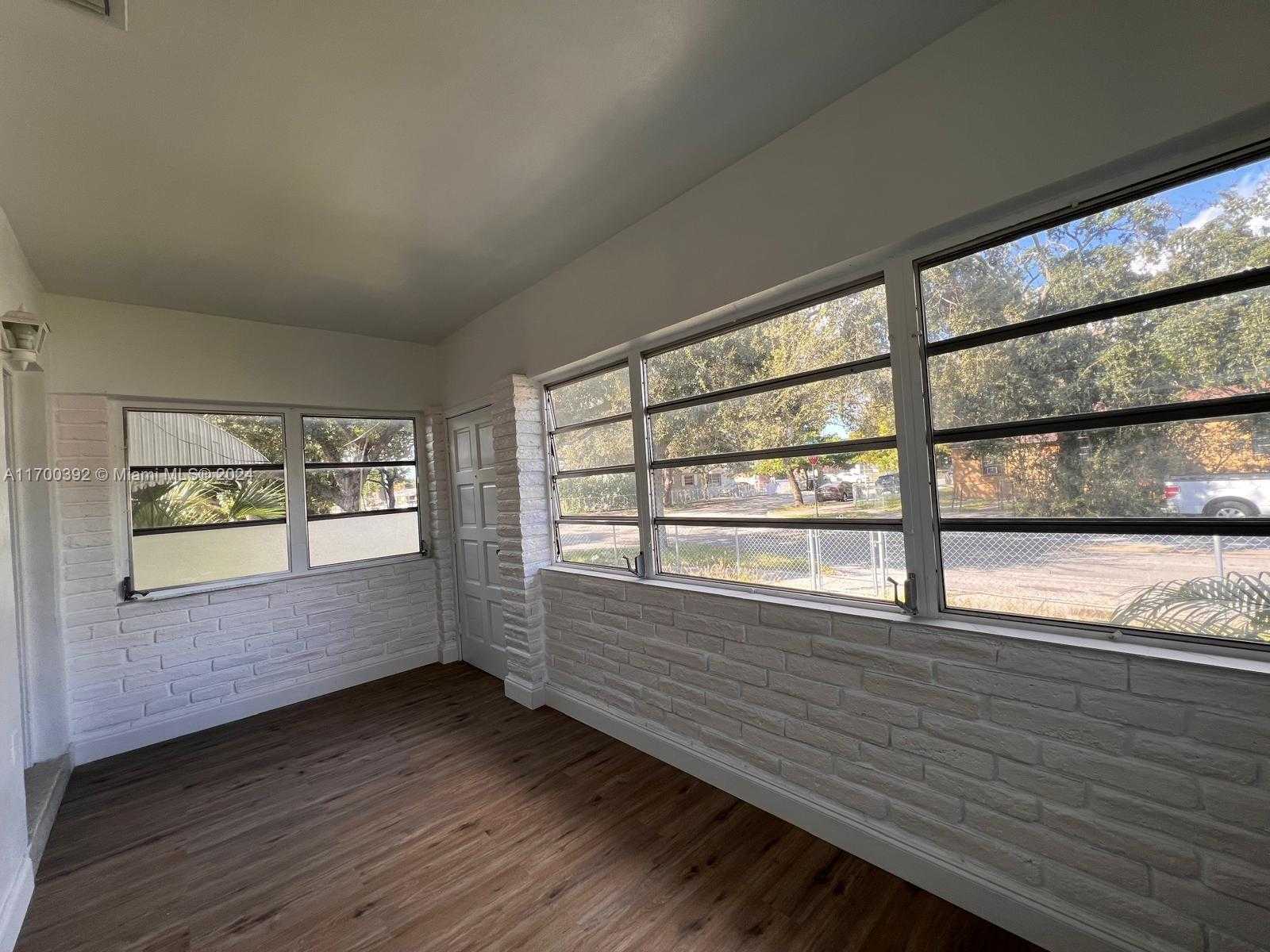 Small Image of 890 NORTH WEST 55TH ST, Miami Number 25