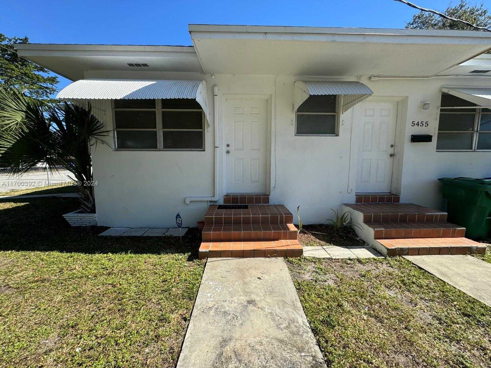 Small Image of 890 NORTH WEST 55TH ST, Miami Number 8
