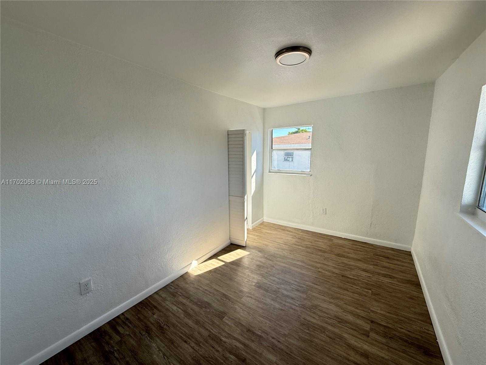 Small Image of 236 SOUTH WEST 10 AVENUE, Miami Number 13