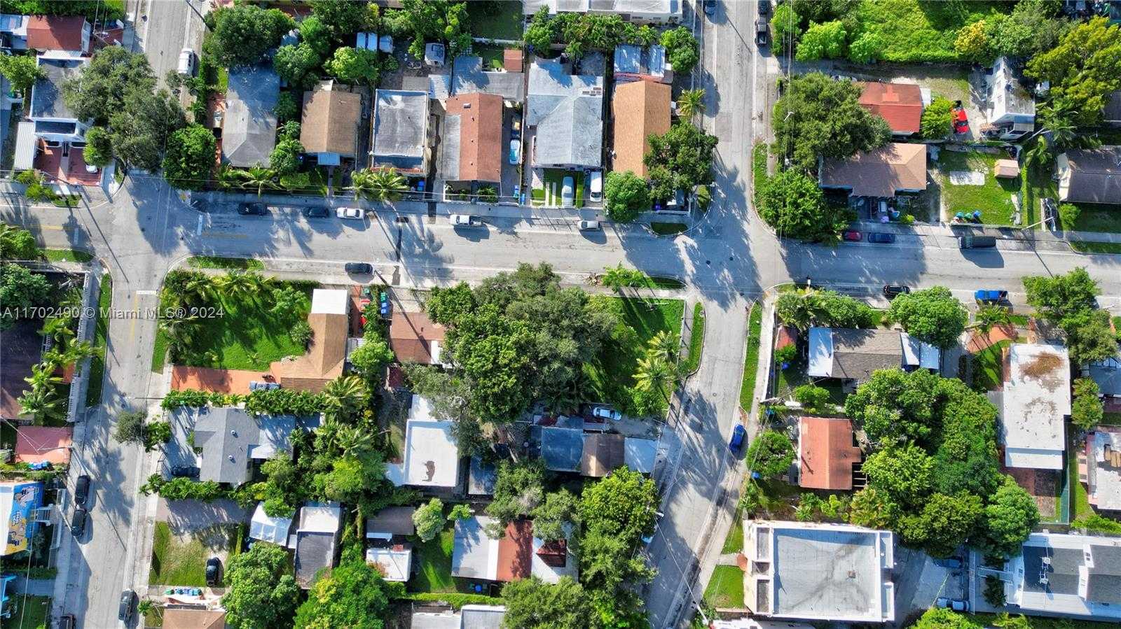 Small Image of 280 NORTH WEST 33RD ST #4, Miami Number 12