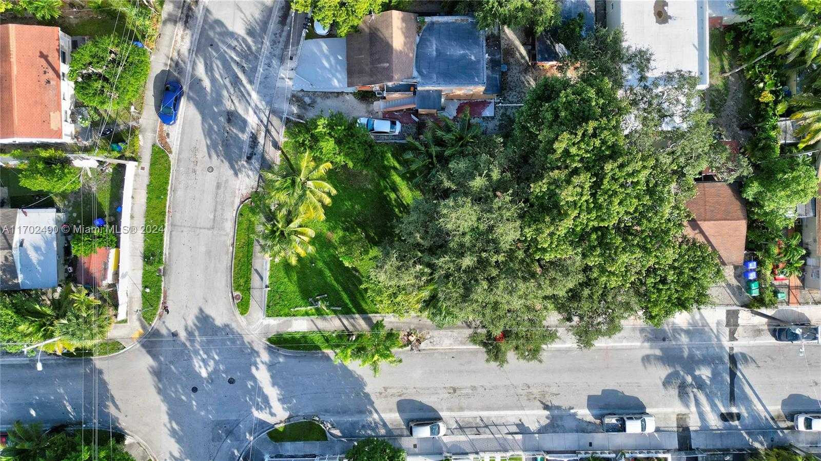 Small Image of 280 NORTH WEST 33RD ST #4, Miami Number 3