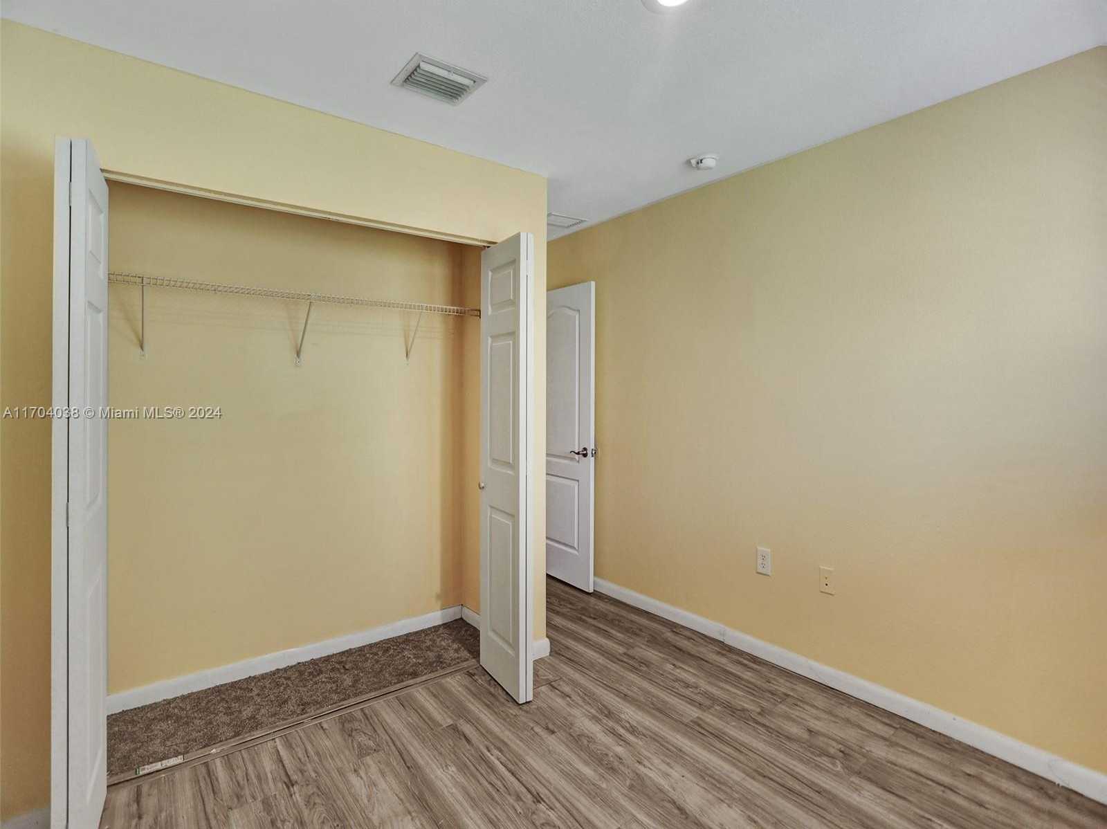 Small Image of 421 NORTH WEST 40TH CT #4, Oakland Park Number 13