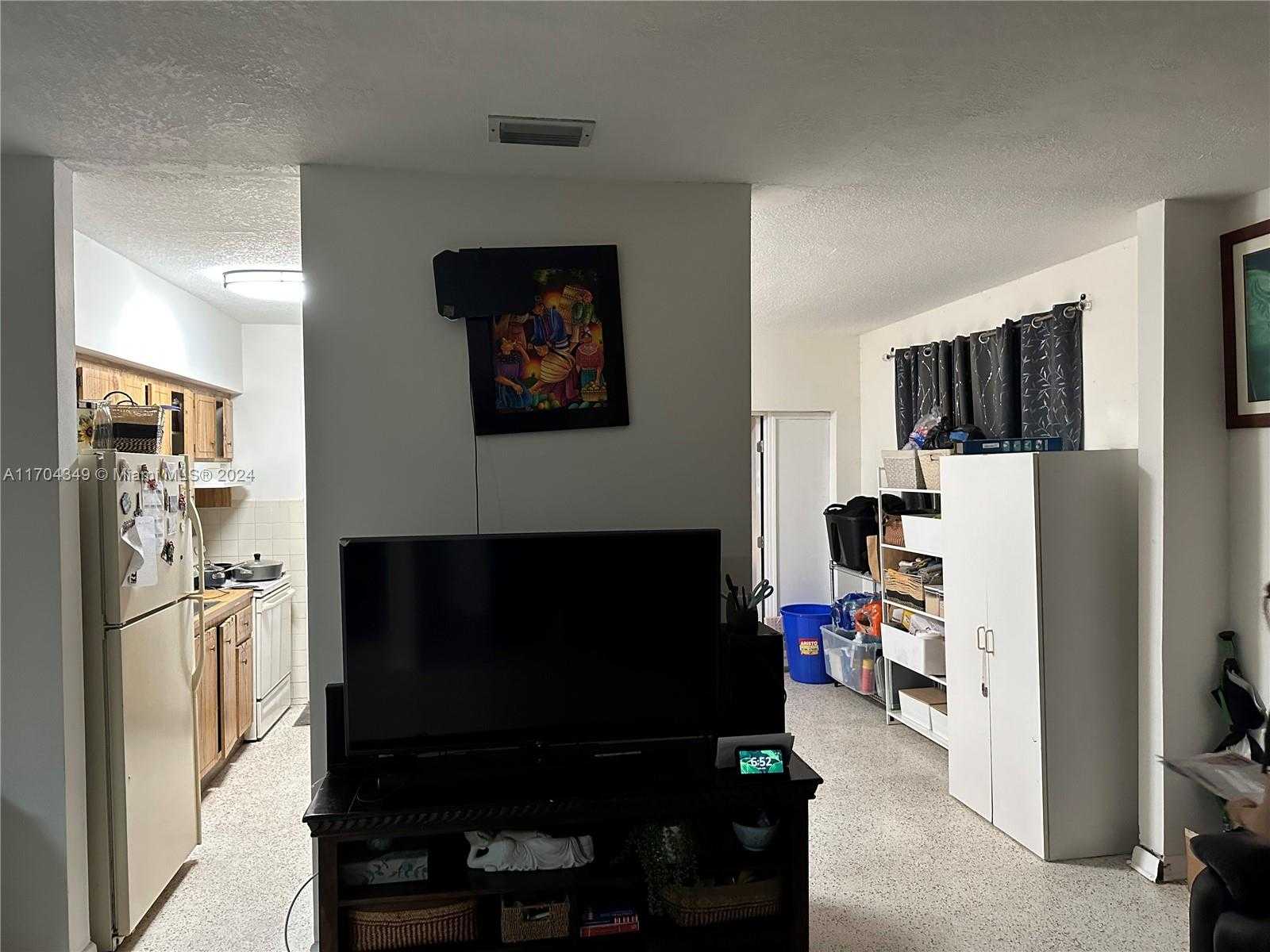 Small Image of 1838 NORTH WEST 18TH ST, Miami Number 13