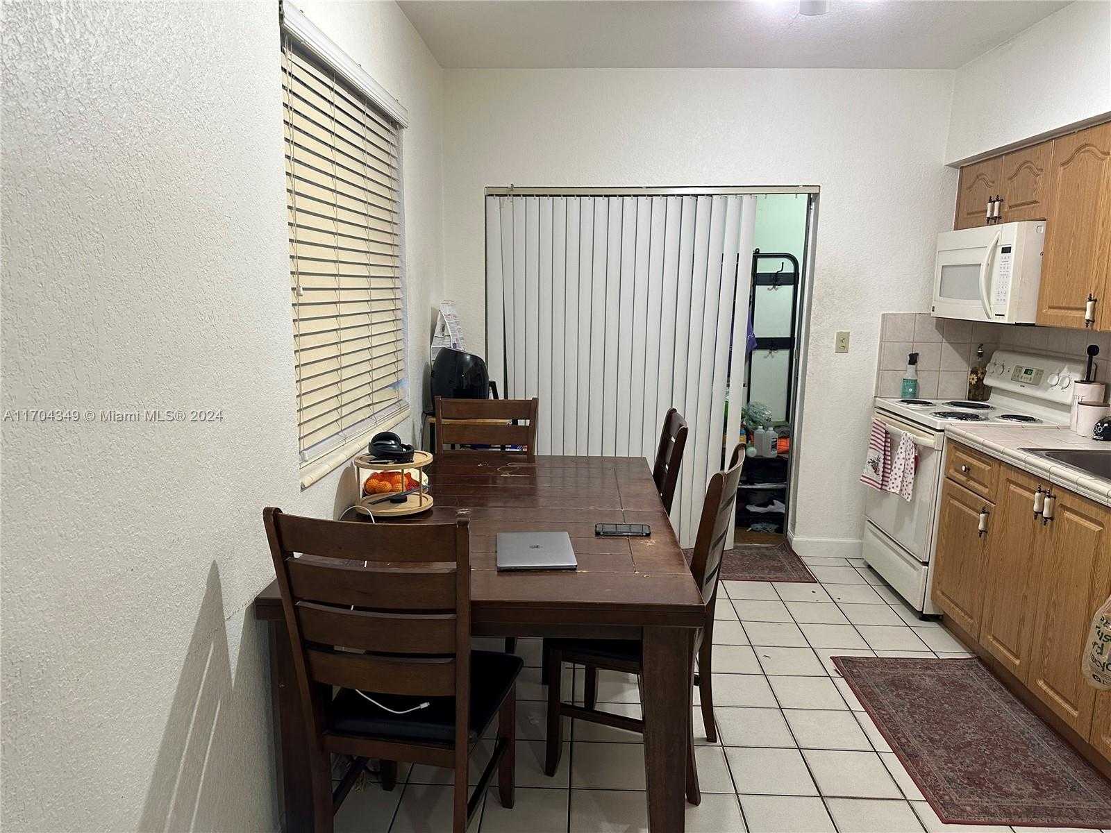 Small Image of 1838 NORTH WEST 18TH ST, Miami Number 6
