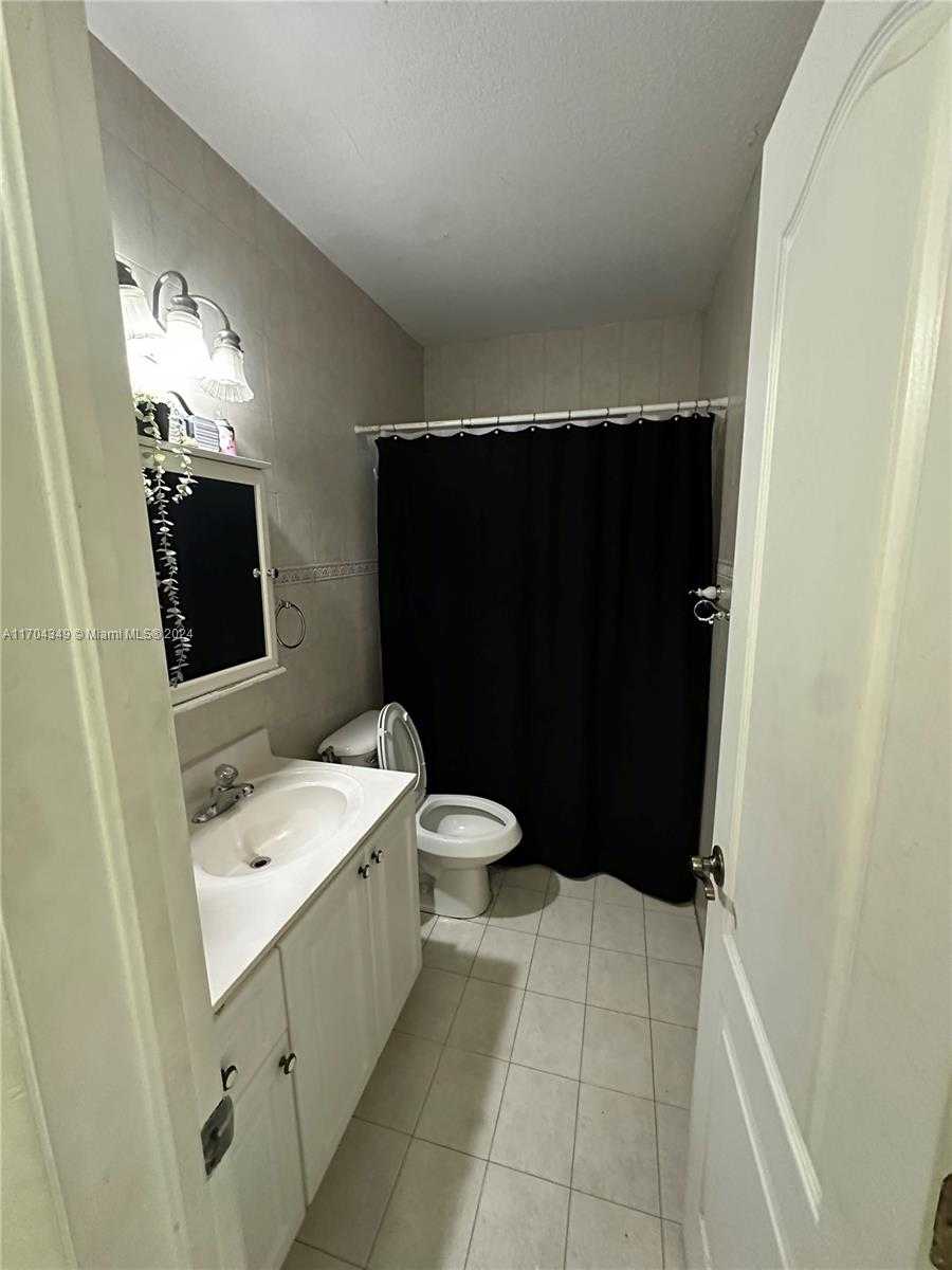 Small Image of 1838 NORTH WEST 18TH ST, Miami Number 9