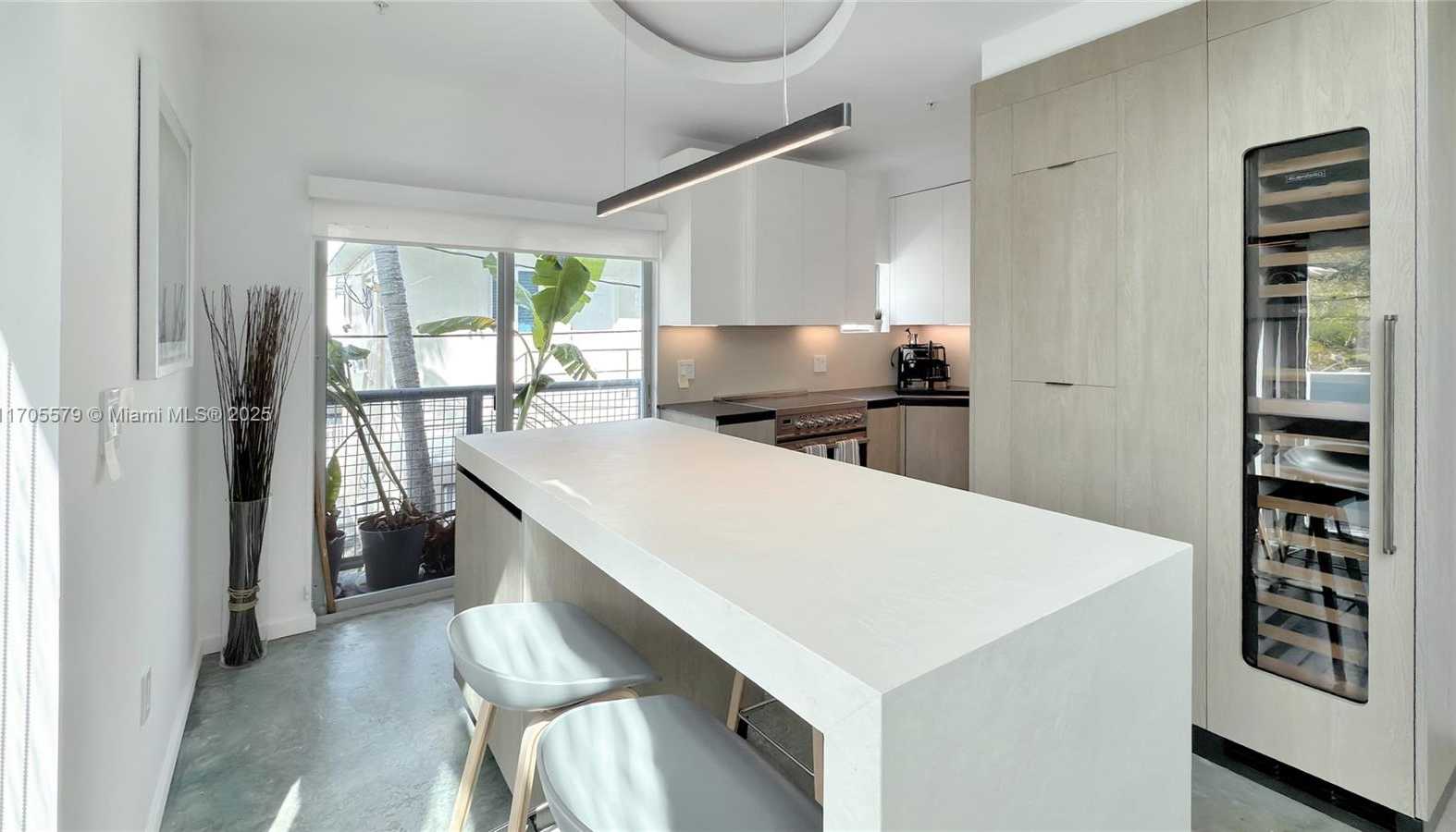 Small Image of 734 MICHIGAN AVE #2, Miami Beach Number 11