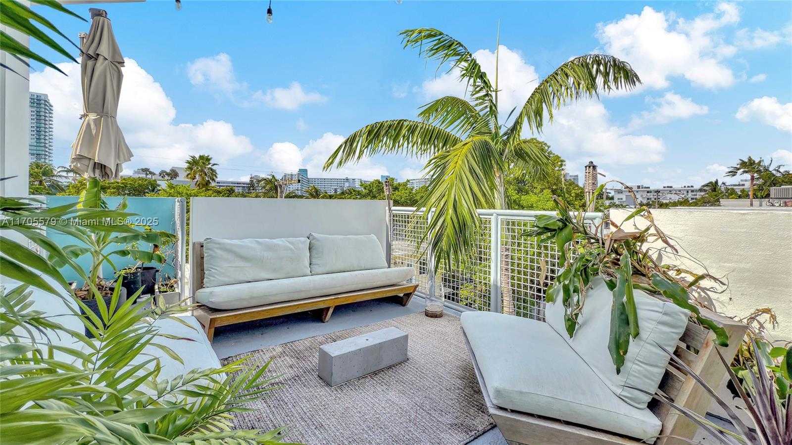 Small Image of 734 MICHIGAN AVE #2, Miami Beach Number 27