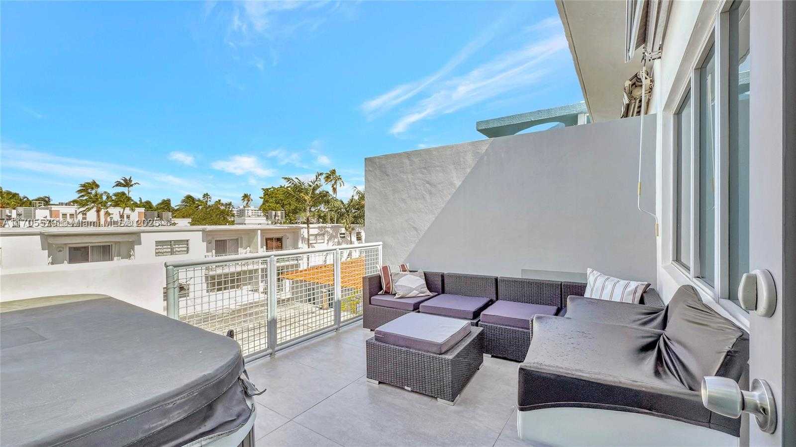 Small Image of 734 MICHIGAN AVE #2, Miami Beach Number 42