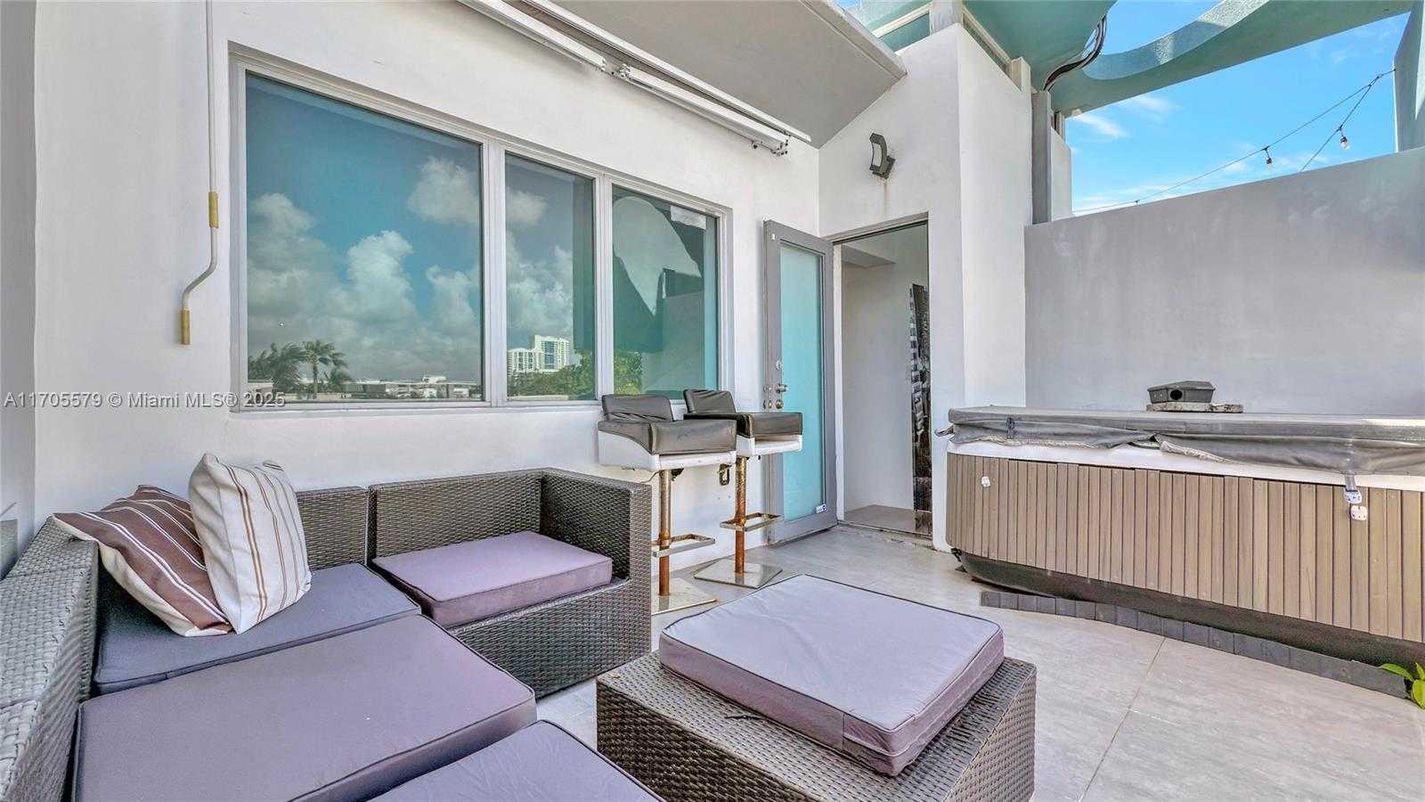 Small Image of 734 MICHIGAN AVE #2, Miami Beach Number 43