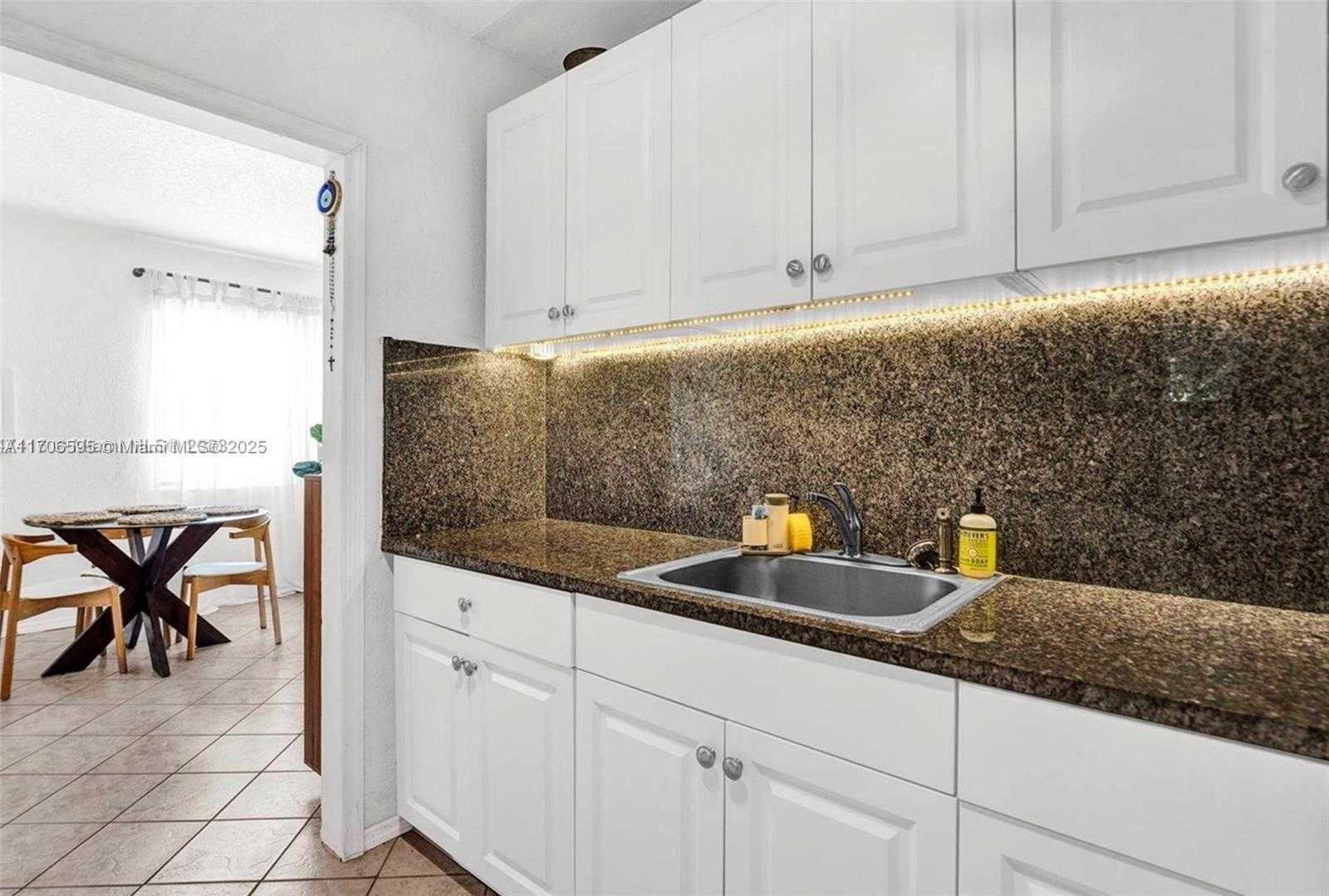 Small Image of 1215 NORTH EAST 6TH ST #4, Fort Lauderdale Number 11