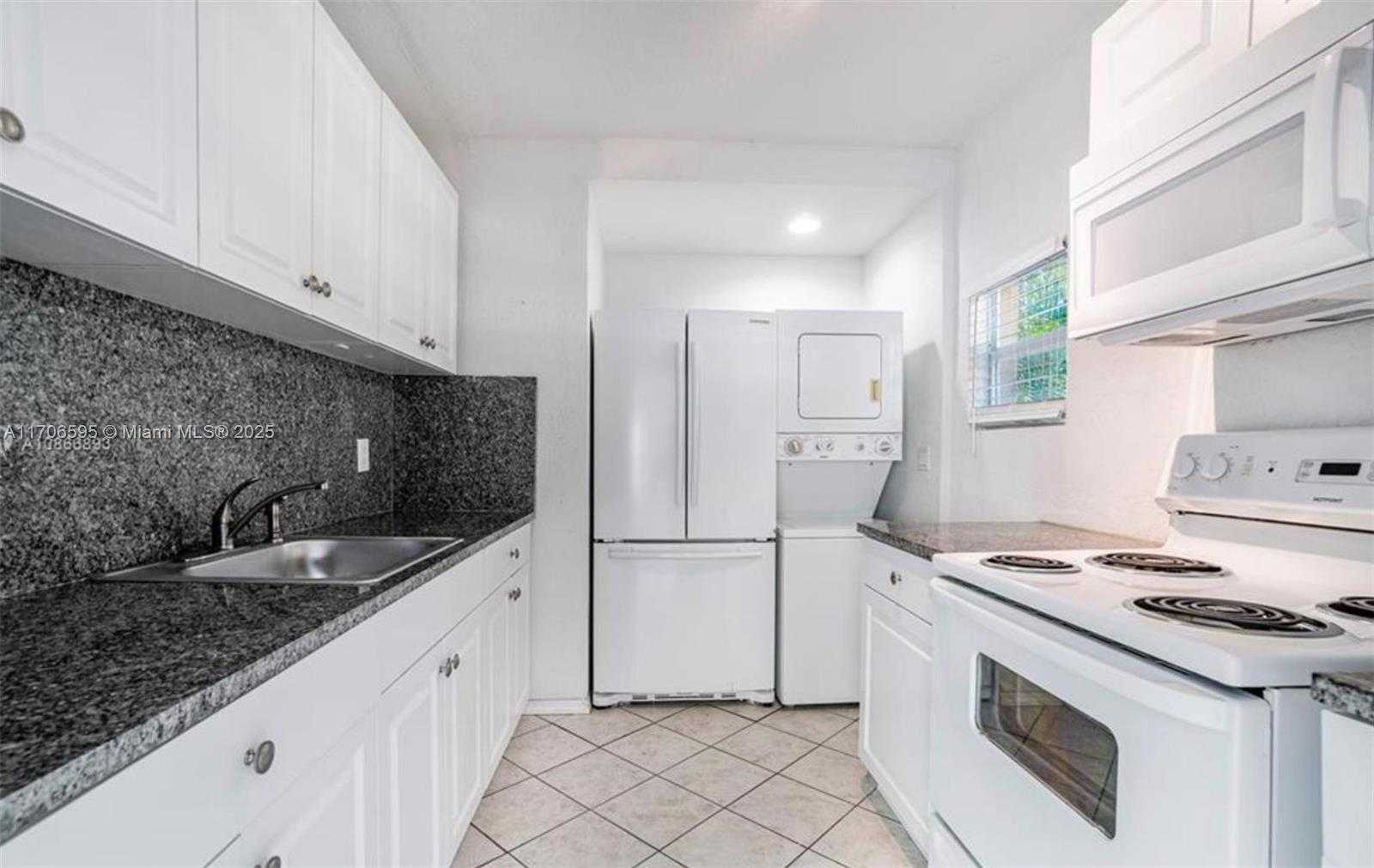 Small Image of 1215 NORTH EAST 6TH ST #4, Fort Lauderdale Number 7