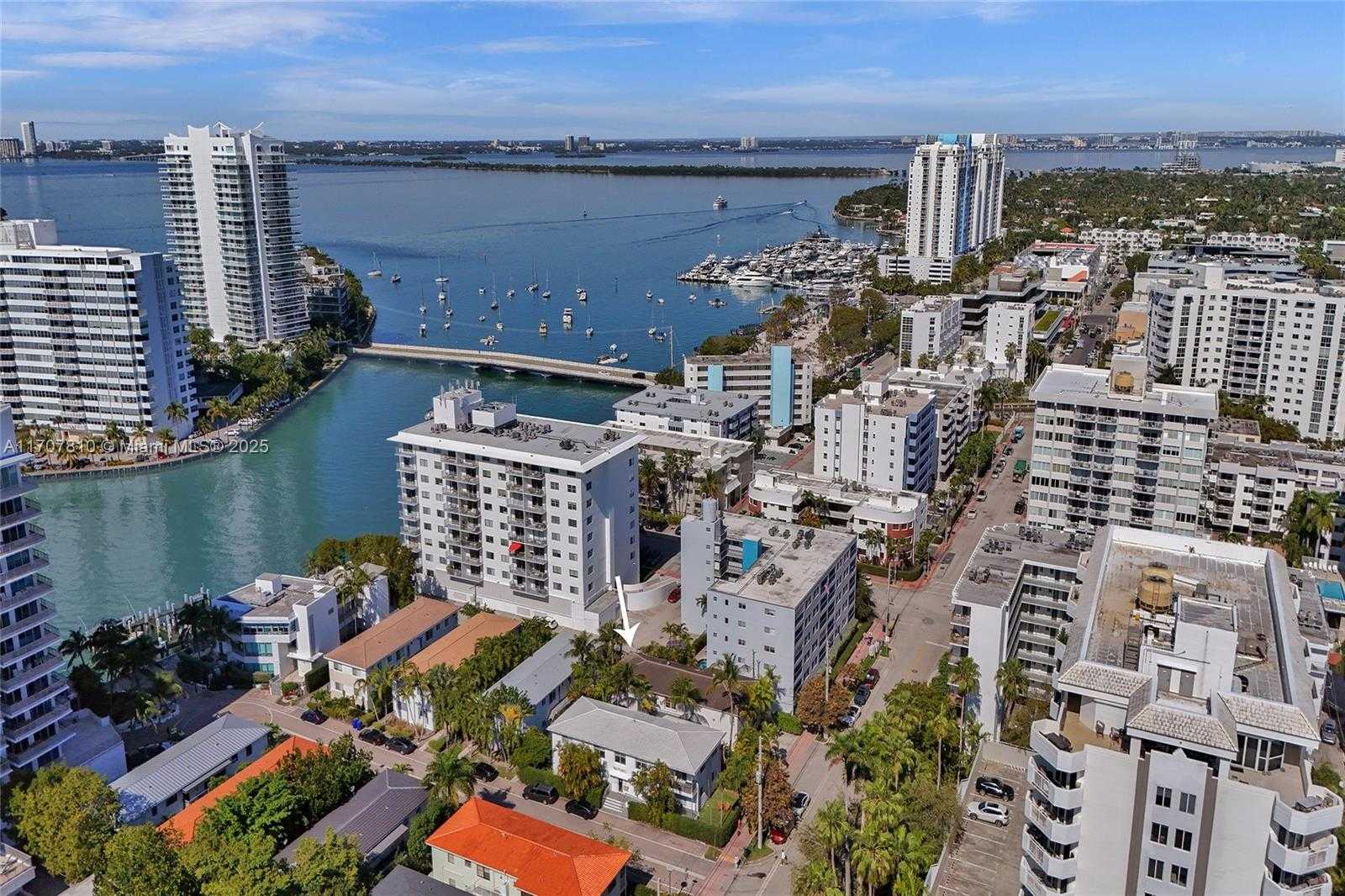 Small Image of 1622 BAY RD #4, Miami Beach Number 5