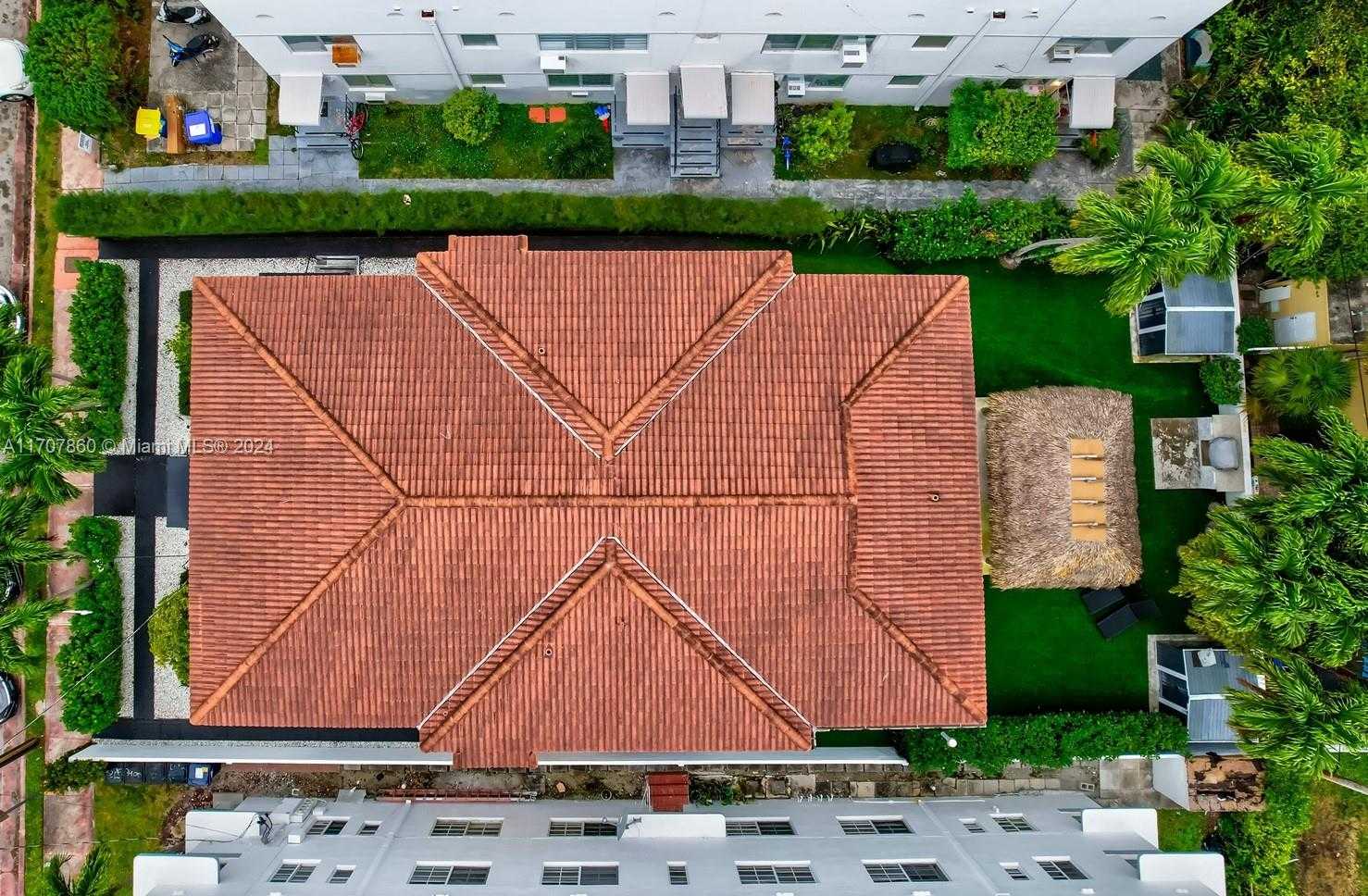 Small Image of 813 39TH #4, Miami Beach Number 6