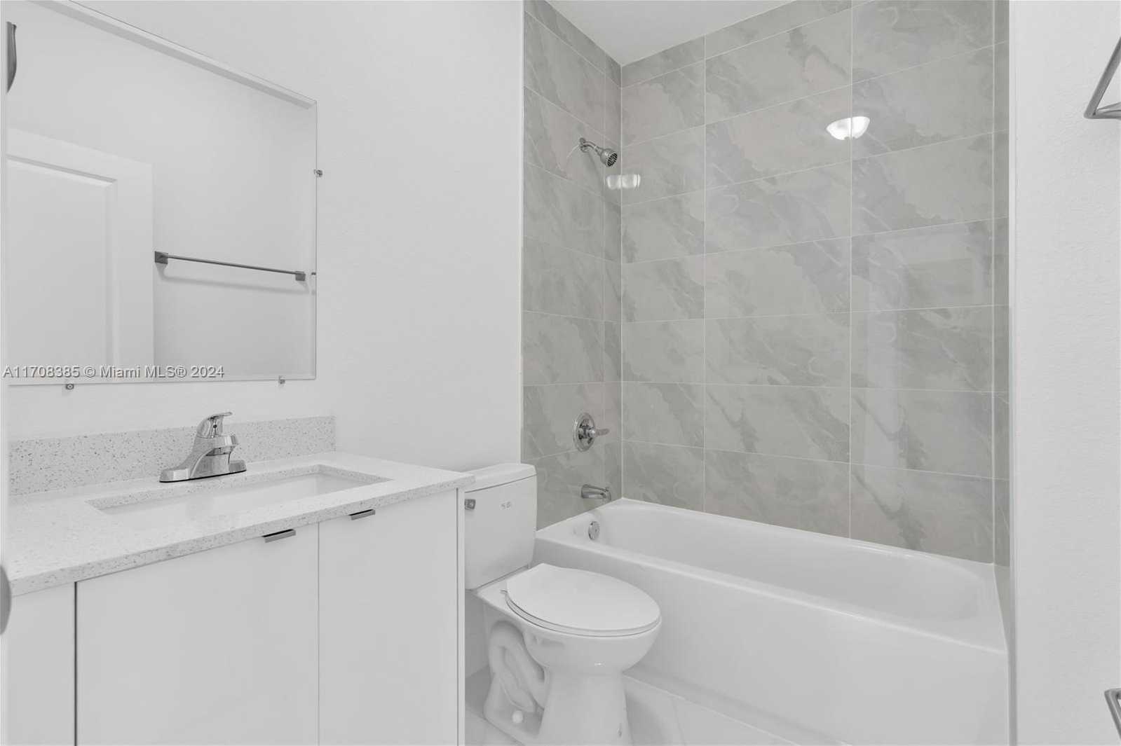 Small Image of 11970 SOUTH WEST 213 ST, Miami Number 14