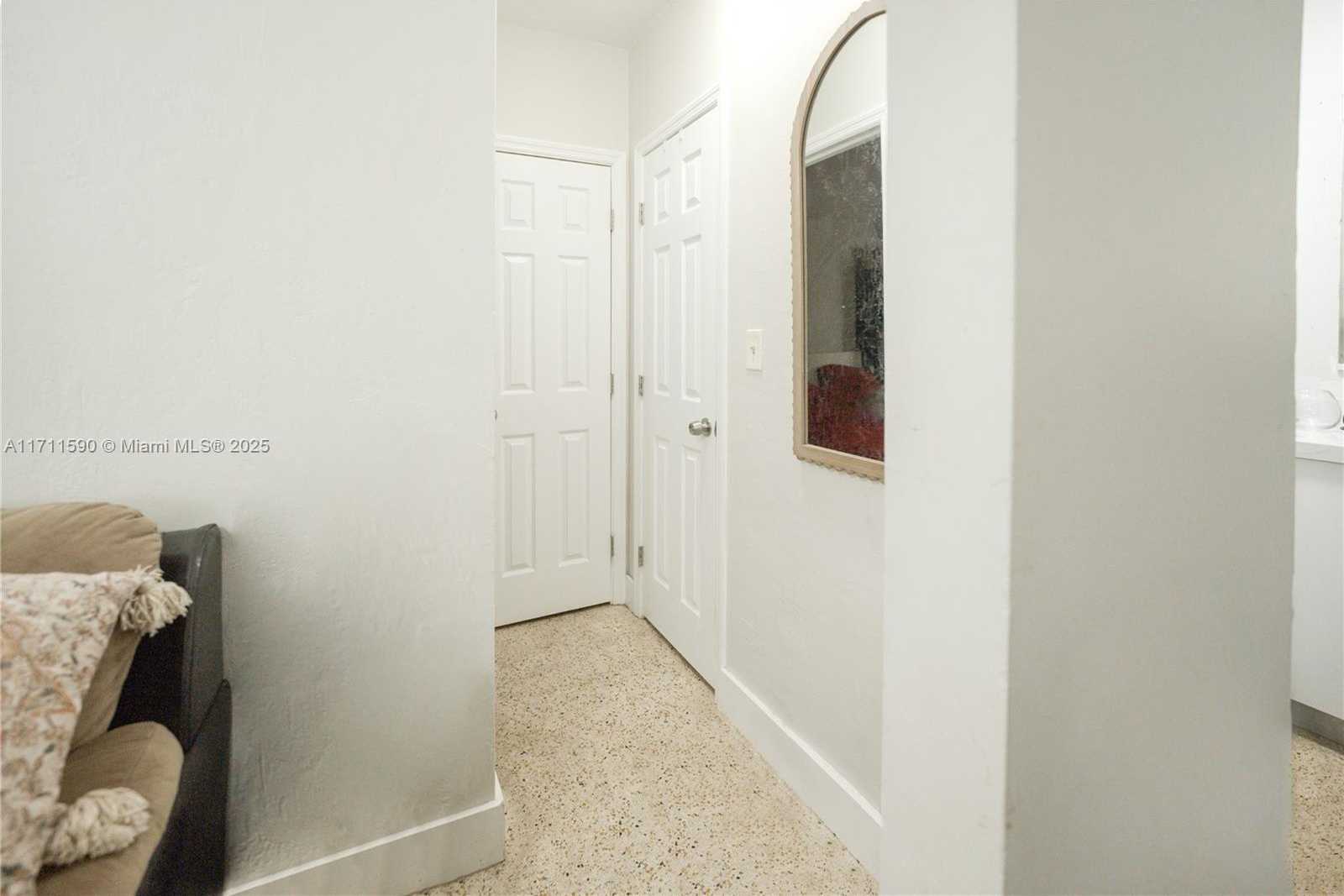 Small Image of 5520 NORTH EAST 1ST CT, Miami Number 29