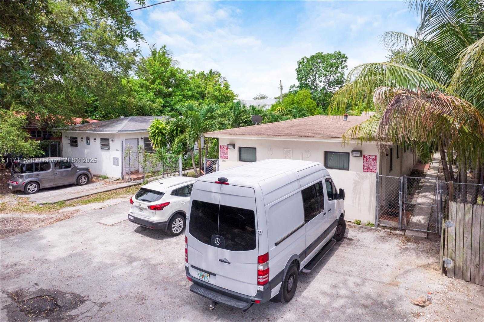 Small Image of 5520 NORTH EAST 1ST CT, Miami Number 5