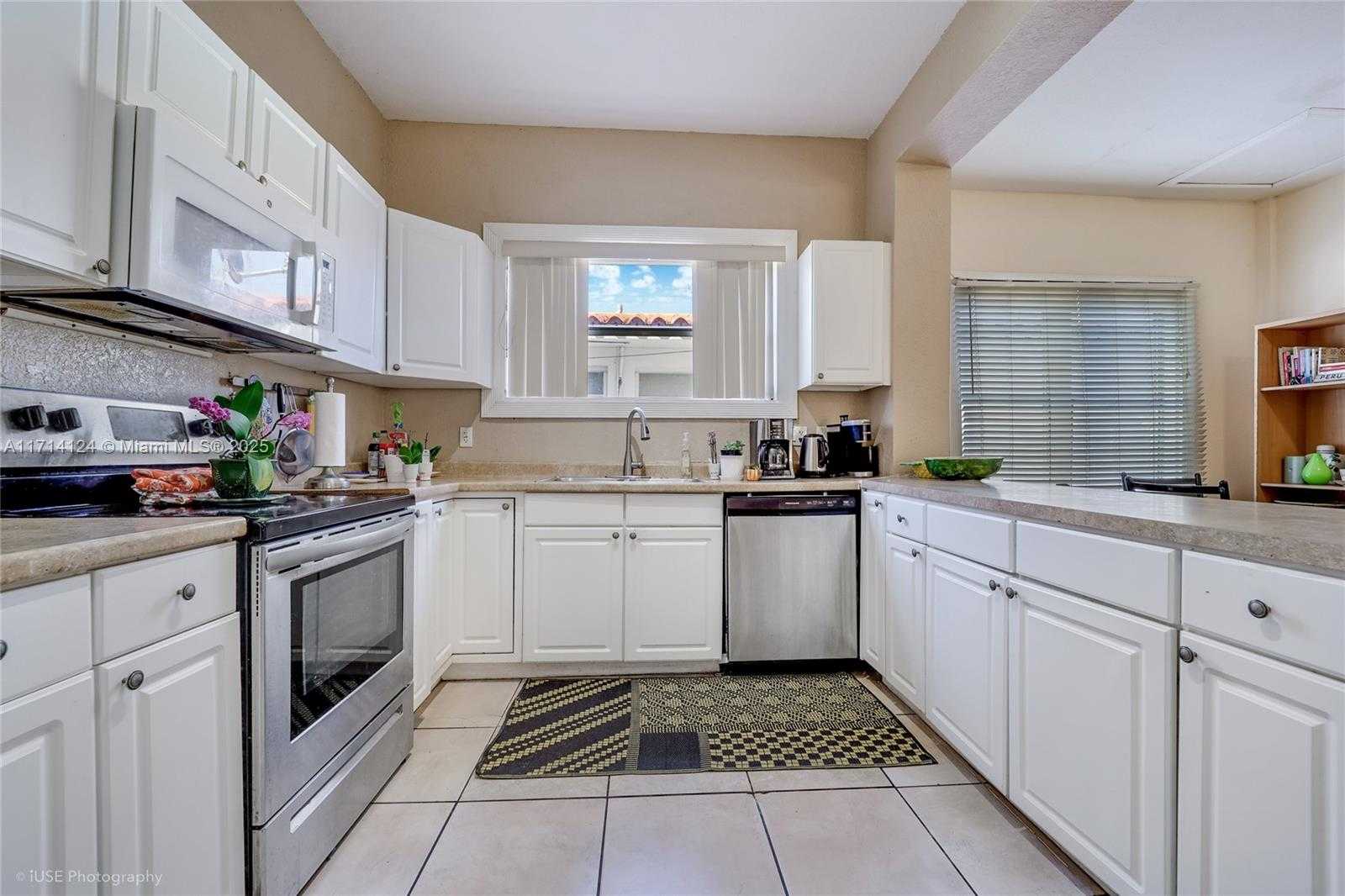 Small Image of 1678 SOUTH WEST 11TH ST #4, Miami Number 12