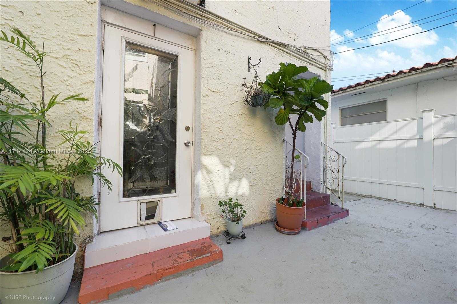 Small Image of 1678 SOUTH WEST 11TH ST #4, Miami Number 19