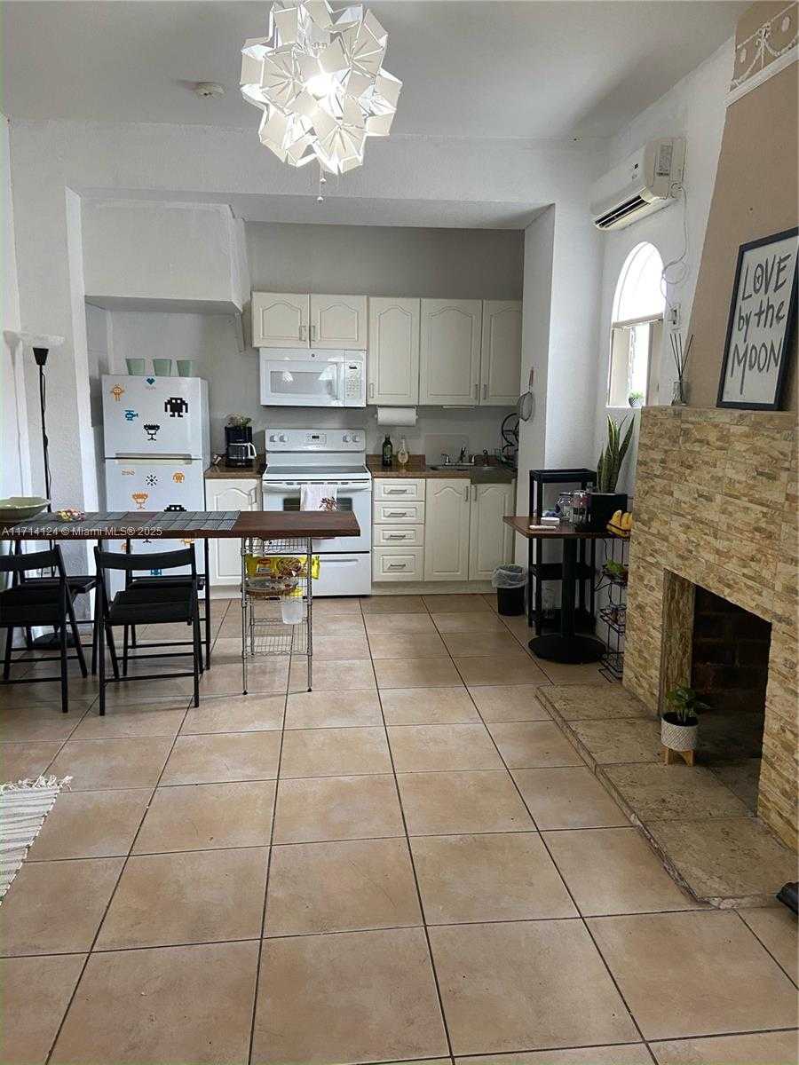 Small Image of 1678 SOUTH WEST 11TH ST #4, Miami Number 51