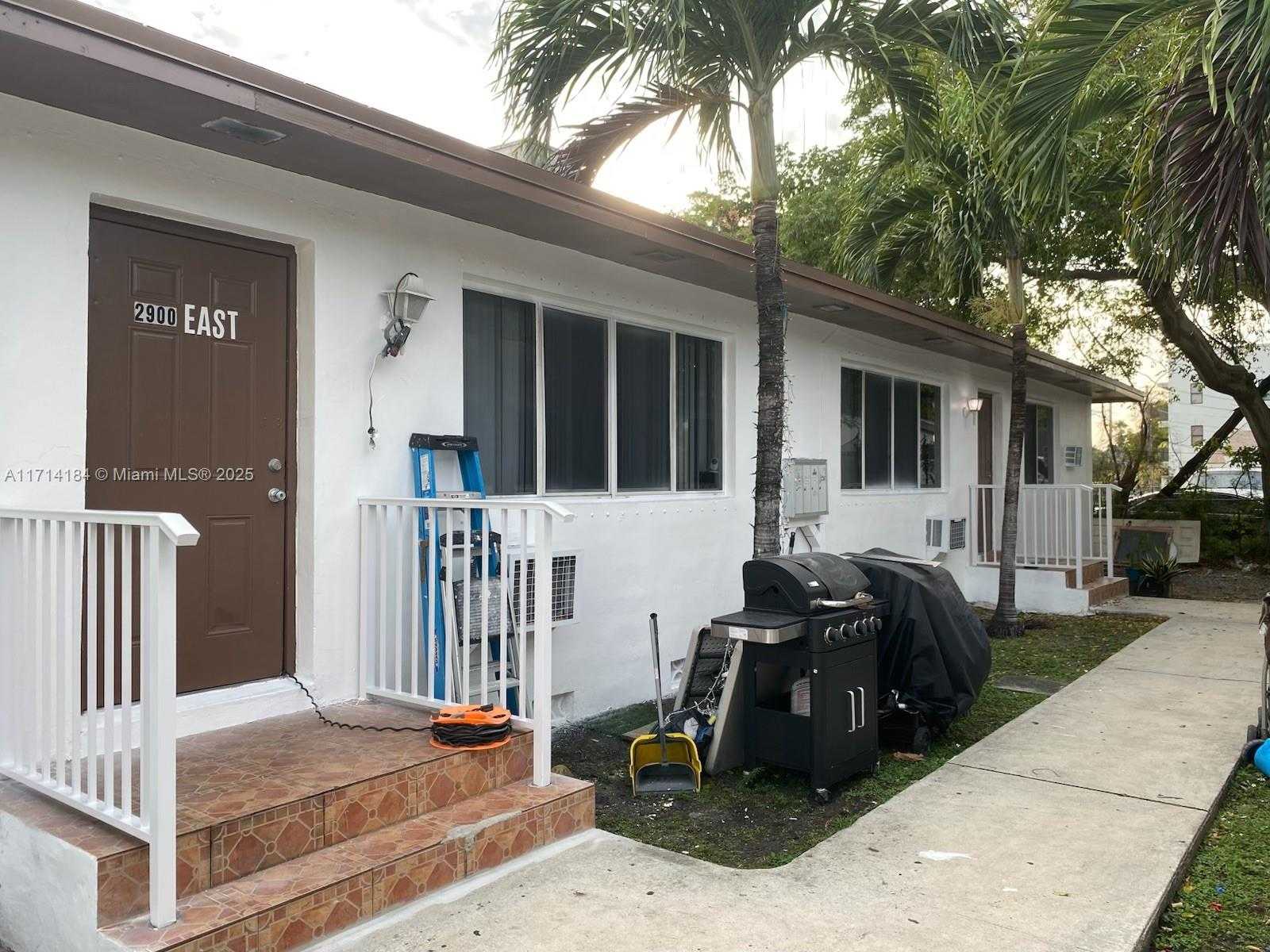 Small Image of 2900 NORTH WEST 10TH AVE, Miami Number 4