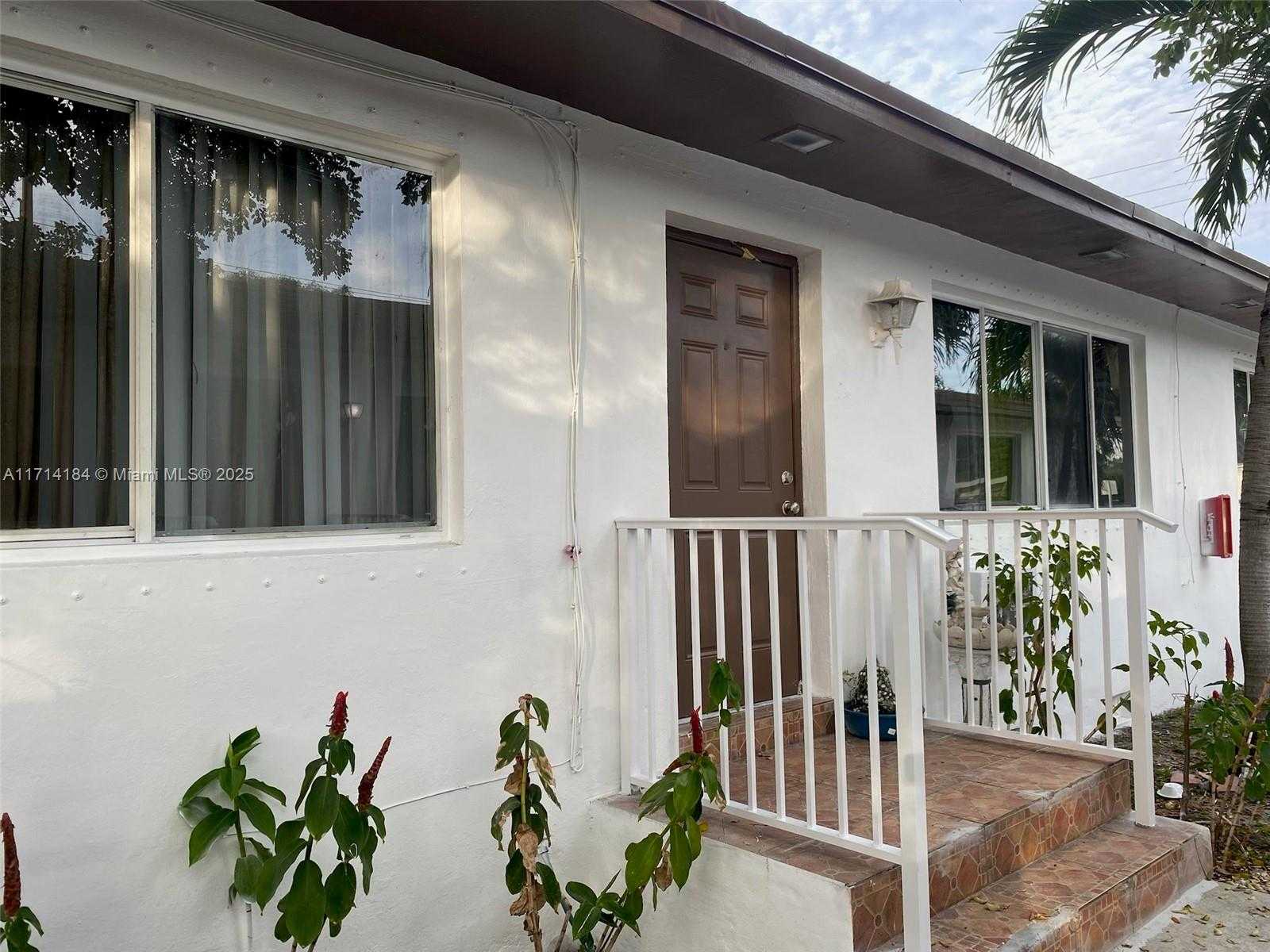 Small Image of 2900 NORTH WEST 10TH AVE, Miami Number 5