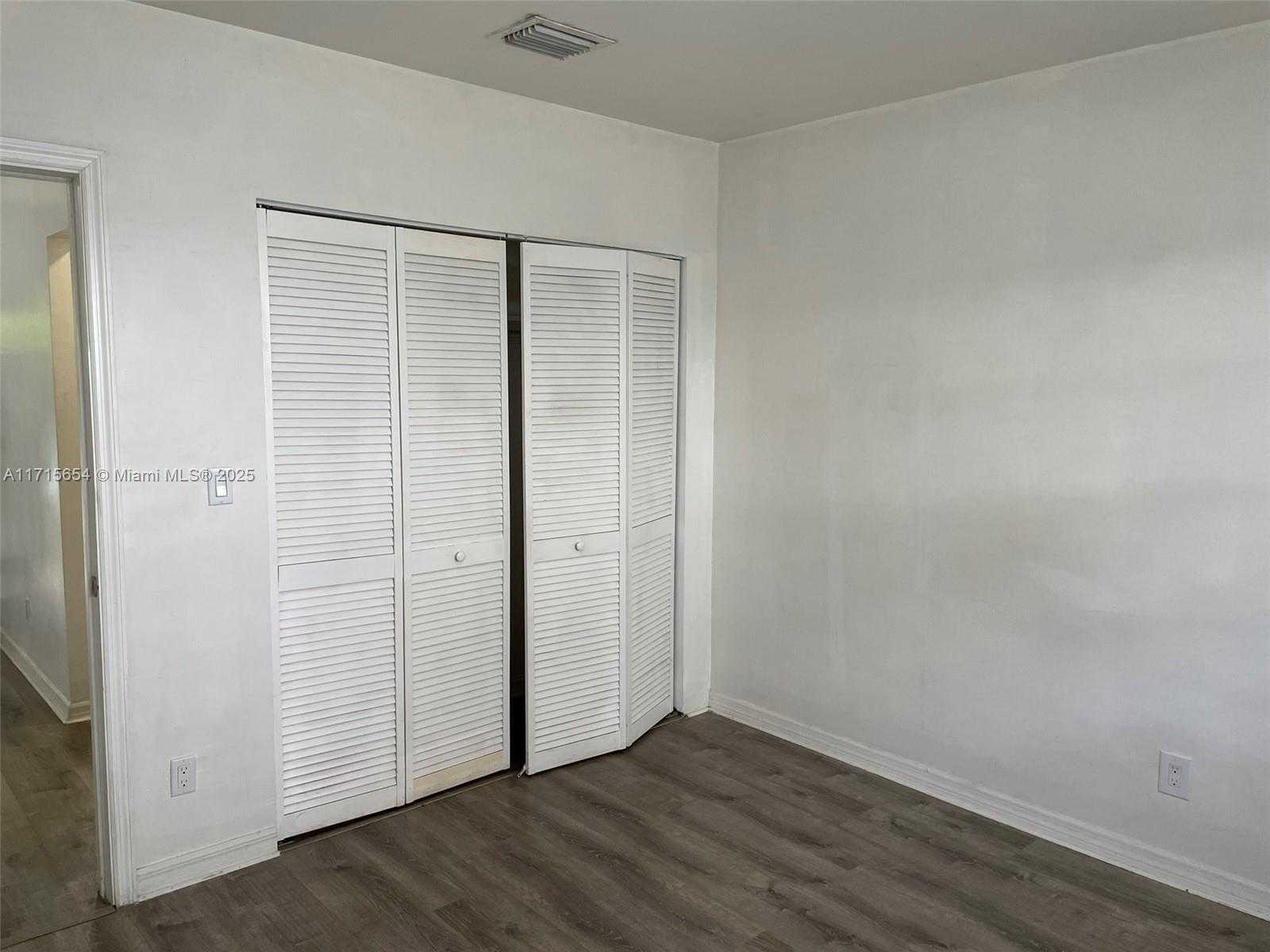 Small Image of 715 NORTH EAST 92ND ST #4, Miami Shores Number 34