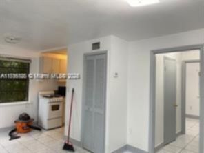 Small Image of 2633 SOUTH WEST 34TH AVE, Miami Number 13
